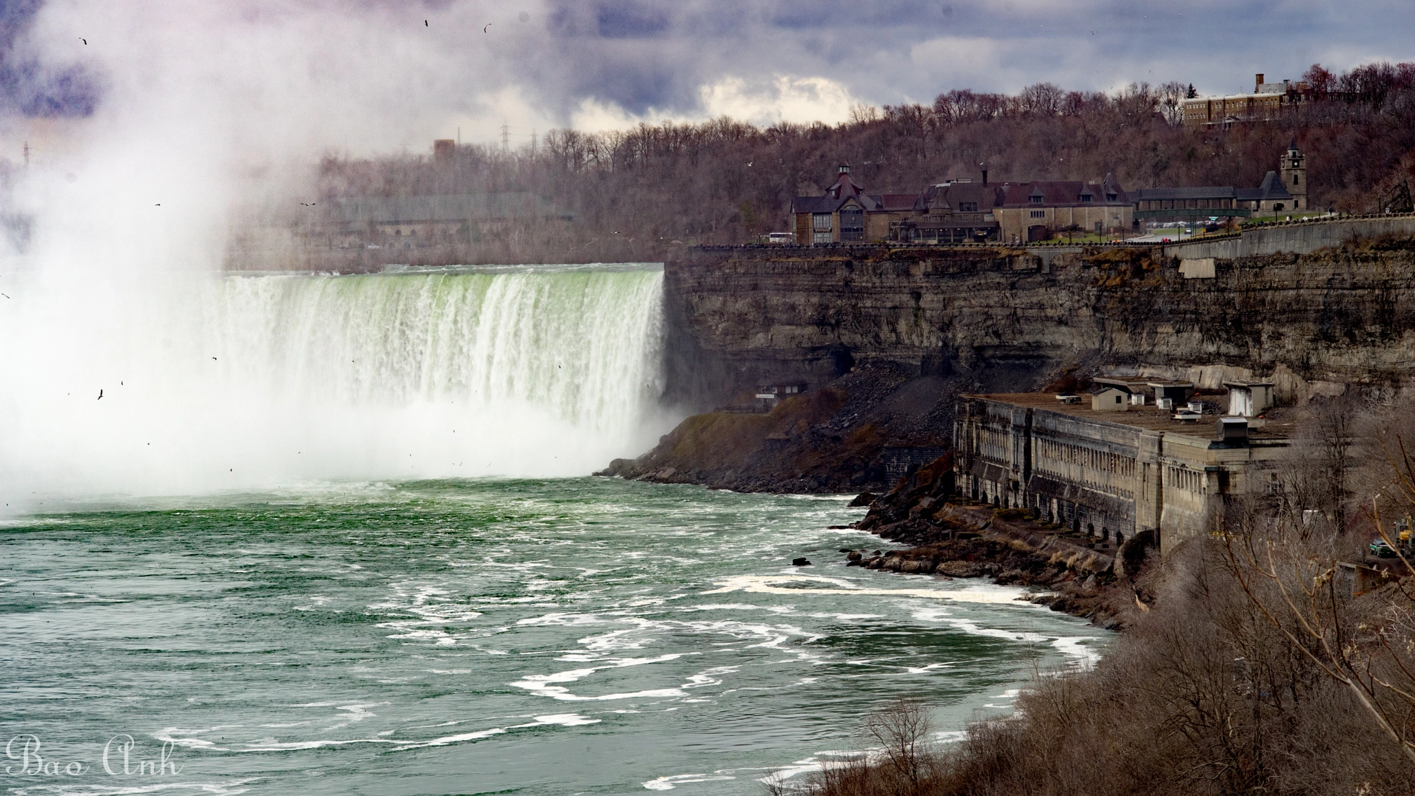 Minolta AF 70-210mm F4 Macro sample photo. Niagra fall and power plant photography