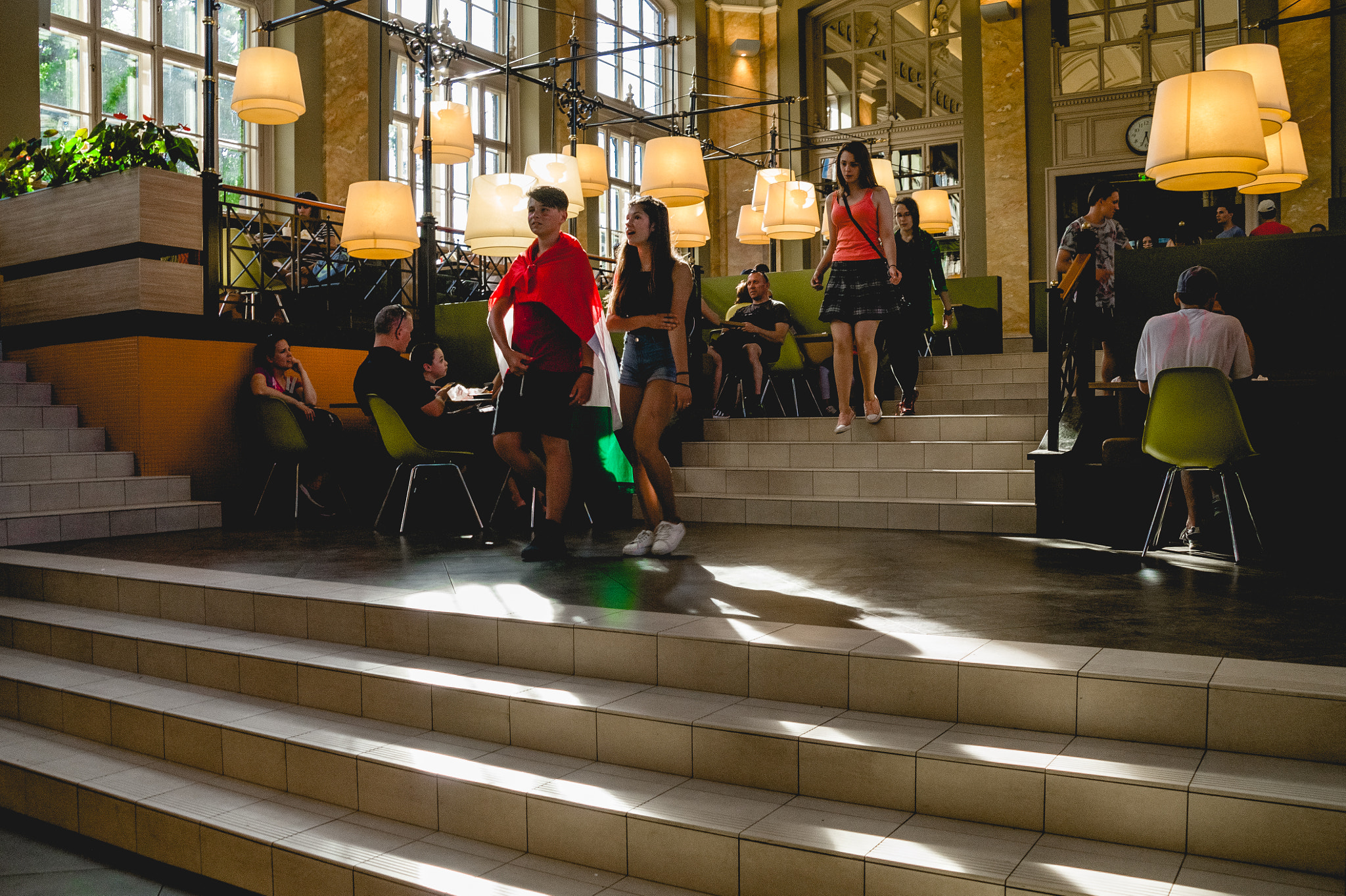 Samsung NX10 sample photo. On the streets of budapest photography