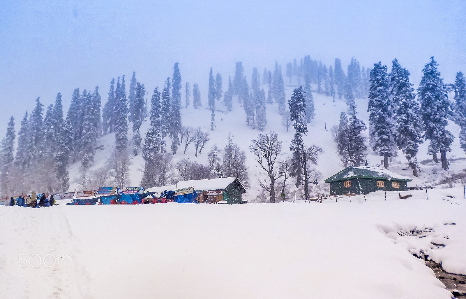 Nikon Coolpix S02 sample photo. Snowfall at gulmarg kashmir photography