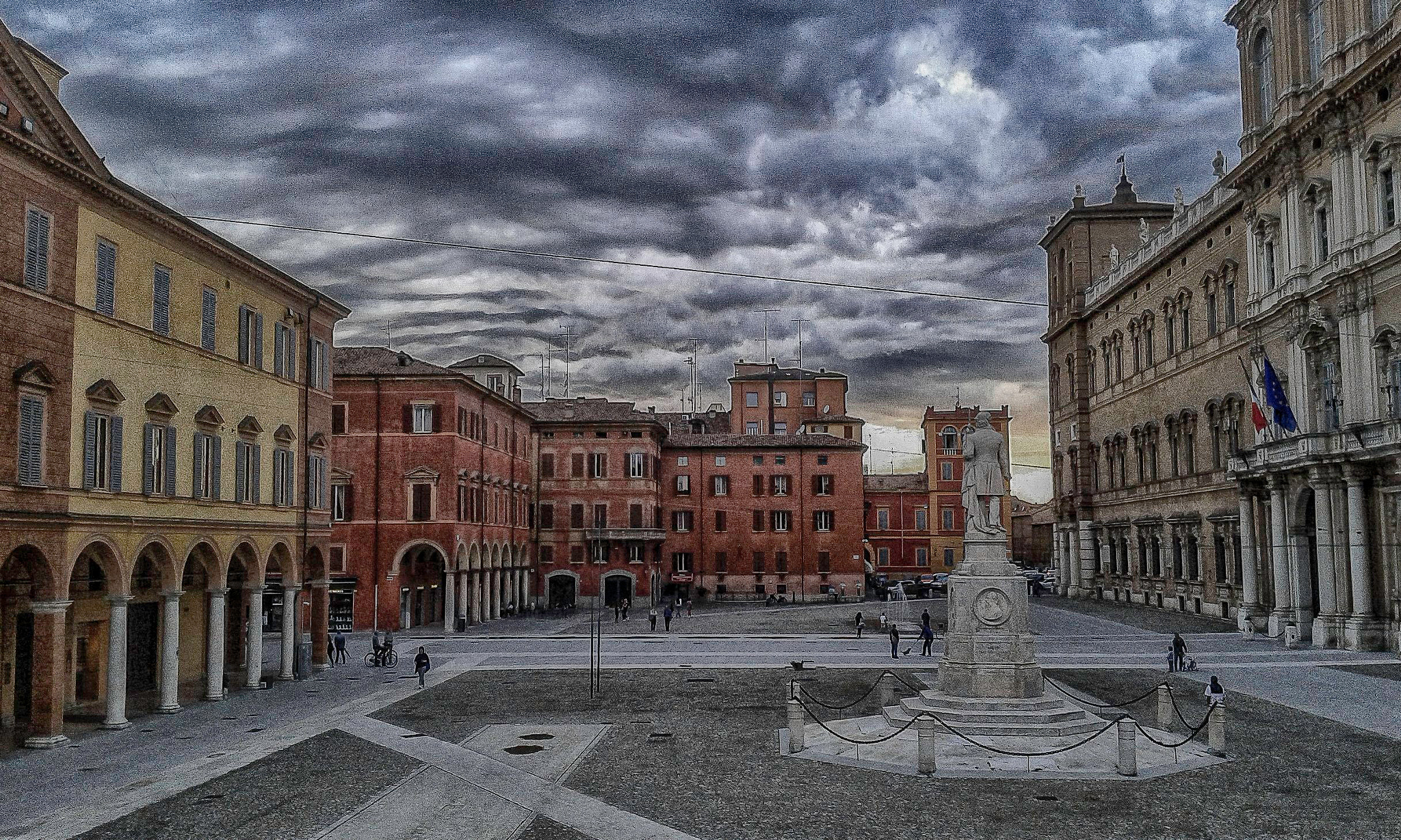 Samsung Galaxy Core2 sample photo. Modena photography