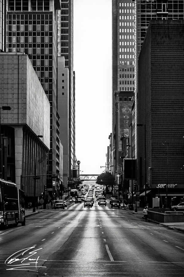 Canon EOS 650D (EOS Rebel T4i / EOS Kiss X6i) sample photo. City lines photography