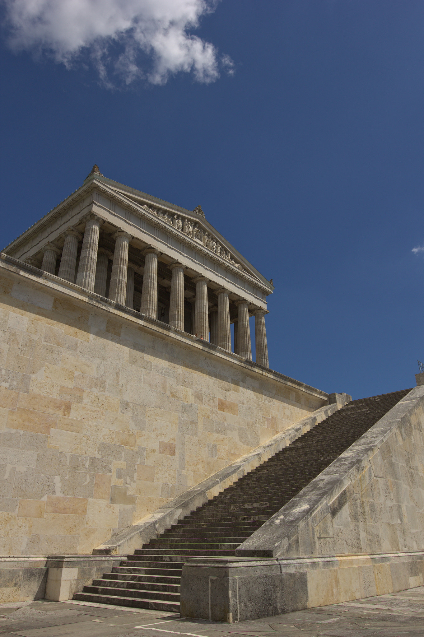 Canon EOS 60D + Canon EF 16-35mm F4L IS USM sample photo. Walhalla photography
