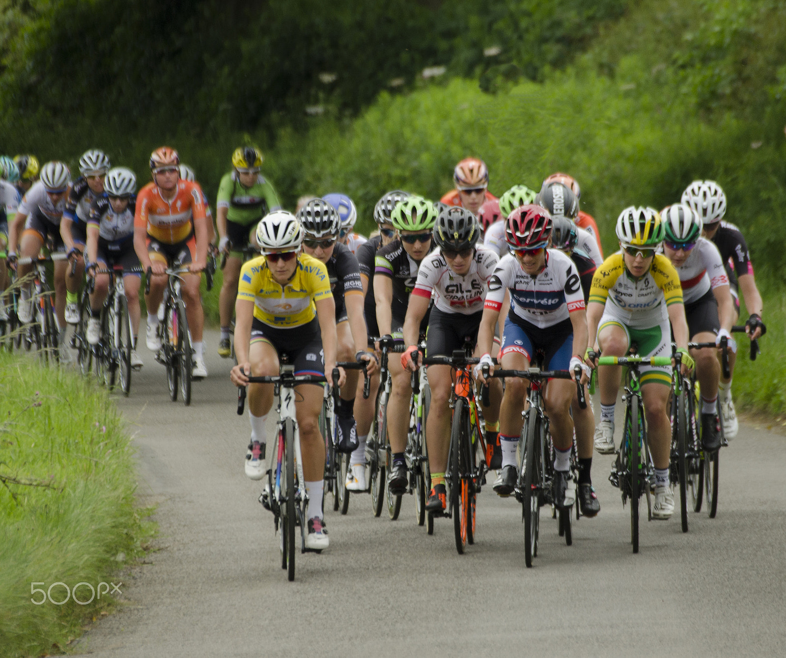 Nikon D7000 + Sigma 70-300mm F4-5.6 DG Macro sample photo. Womenc pro-cycling tour photography