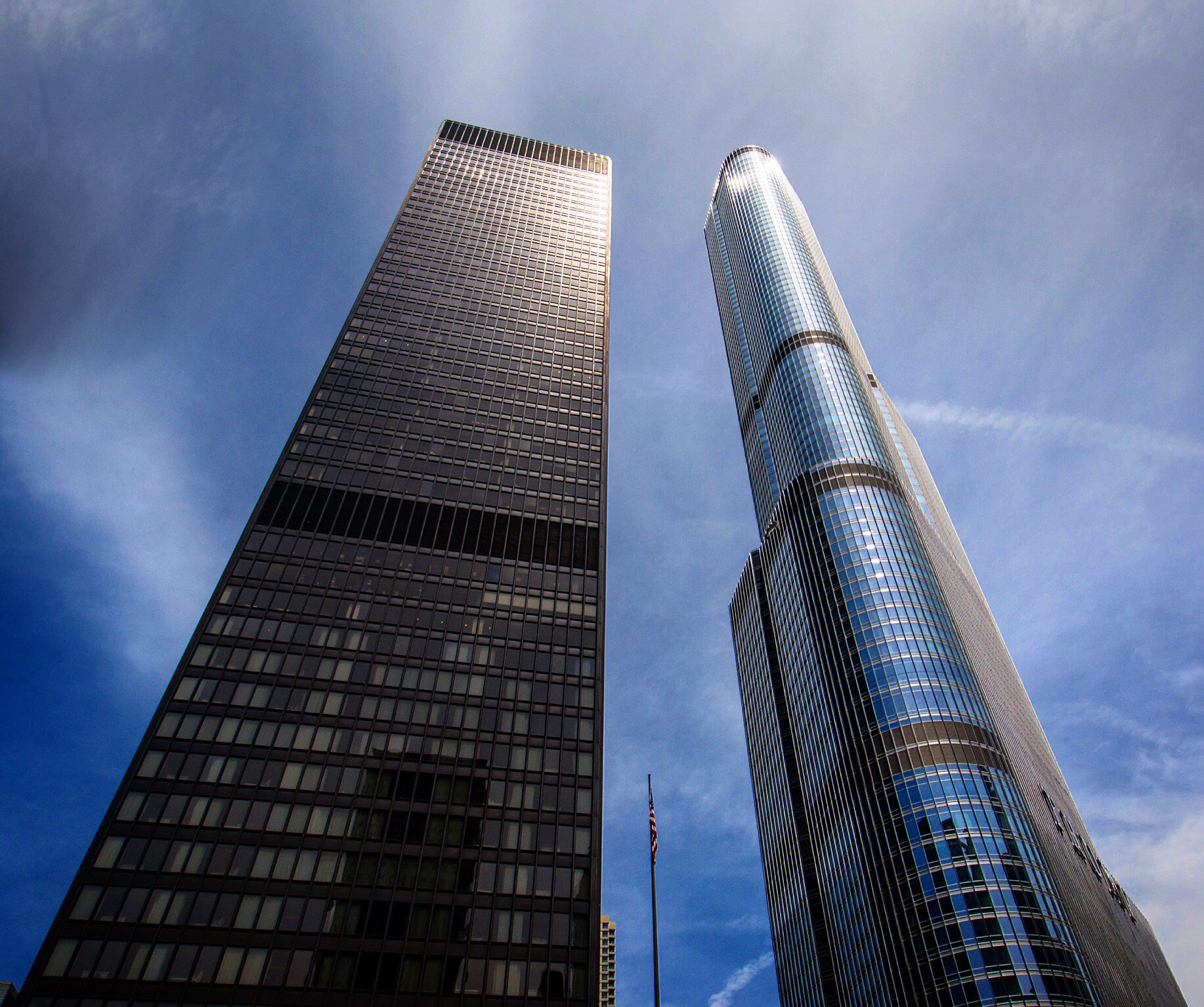 Sony SLT-A65 (SLT-A65V) + Sony DT 11-18mm F4.5-5.6 sample photo. Look up! photography