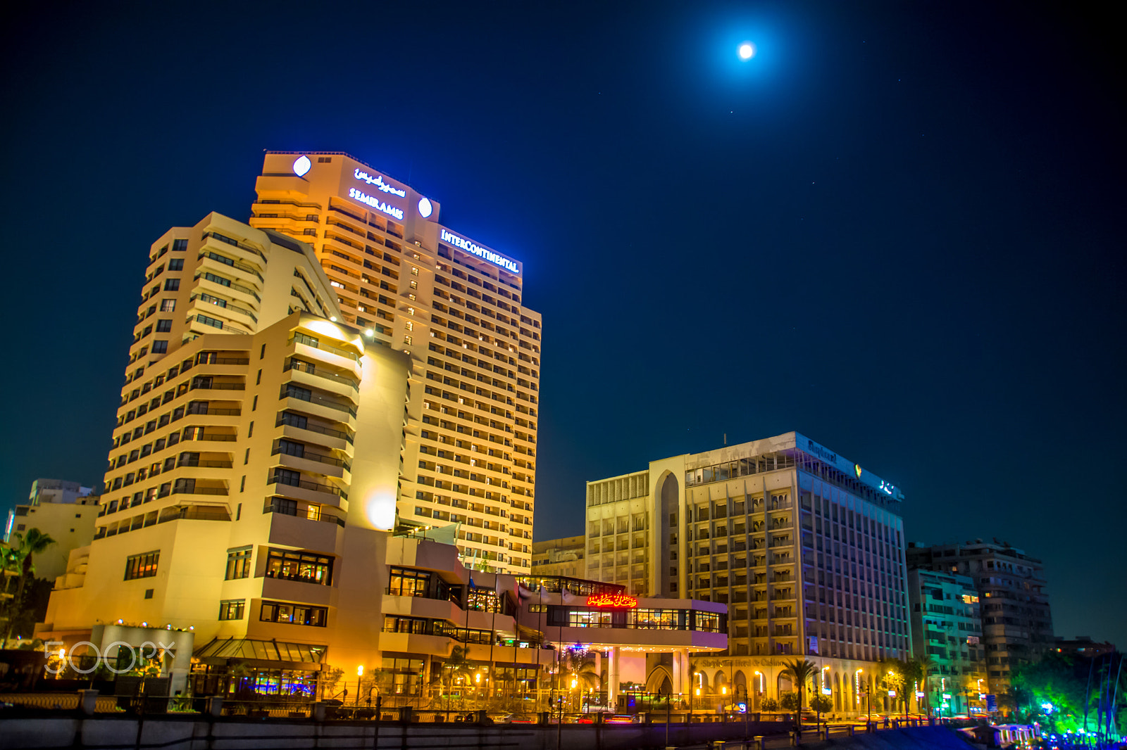 Sigma 18-250mm F3.5-6.3 DC OS HSM sample photo. Cairo night life photography
