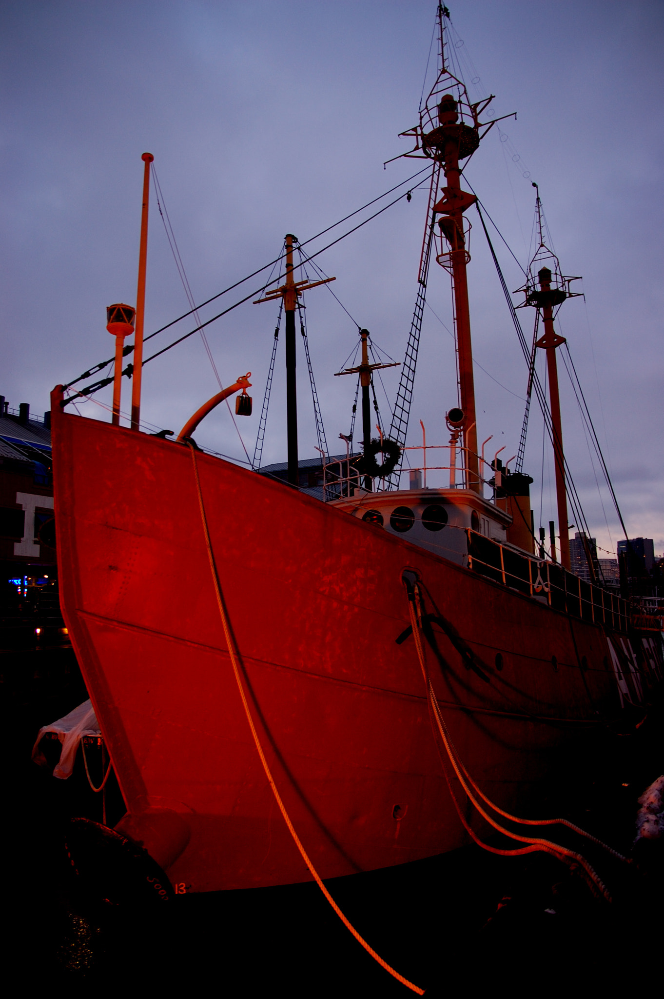 Sigma 17-70mm F2.8-4.5 DC Macro Asp. IF sample photo. Red boat 2 photography