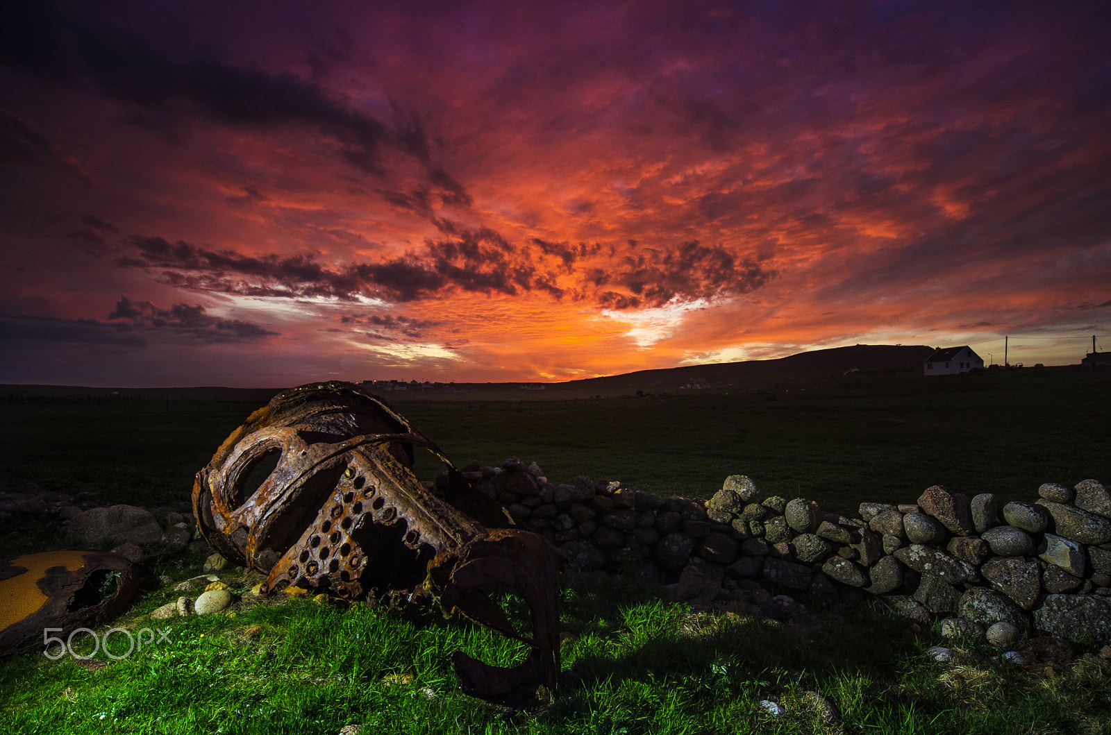 Sigma 12-24mm F4.5-5.6 EX DG Aspherical HSM sample photo. Abandoned steam boiler on tory island photography