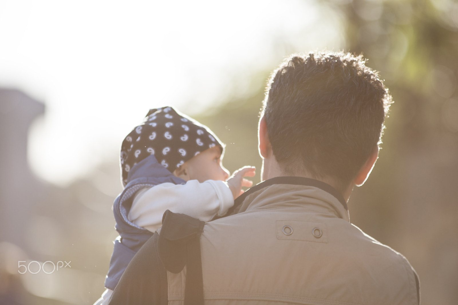 Minolta AF 80-200mm F2.8 HS-APO G sample photo. Father and son photography