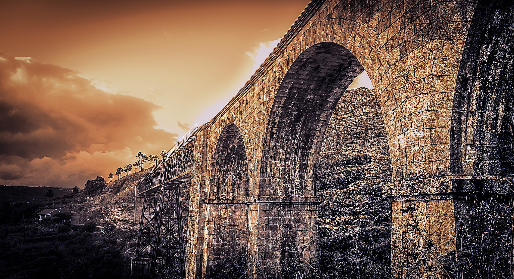 Sony DT 16-105mm F3.5-5.6 sample photo. The old train bridge photography