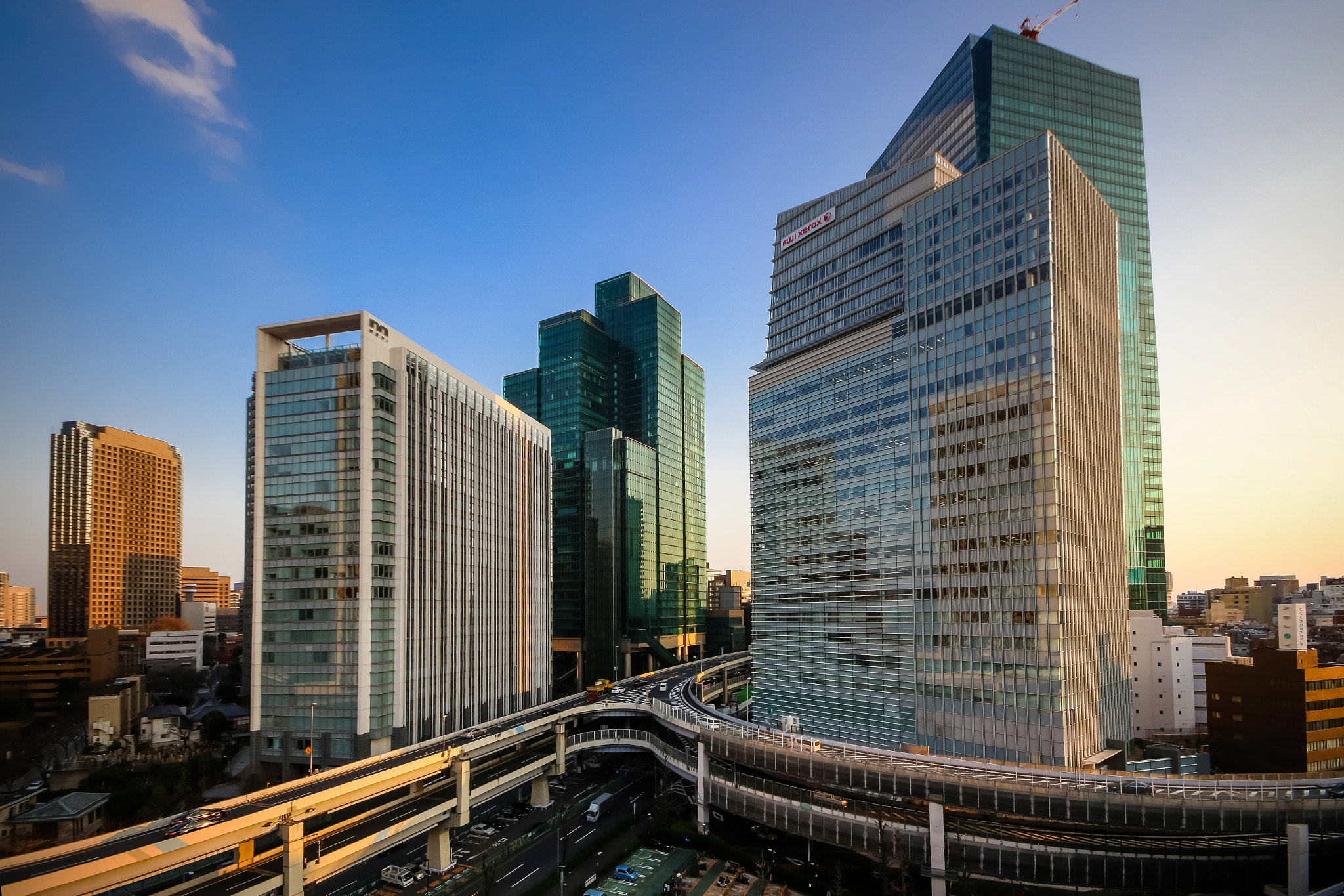 Canon EOS 6D + Sigma 10-20mm F4-5.6 EX DC HSM sample photo. Roppongi crossing photography
