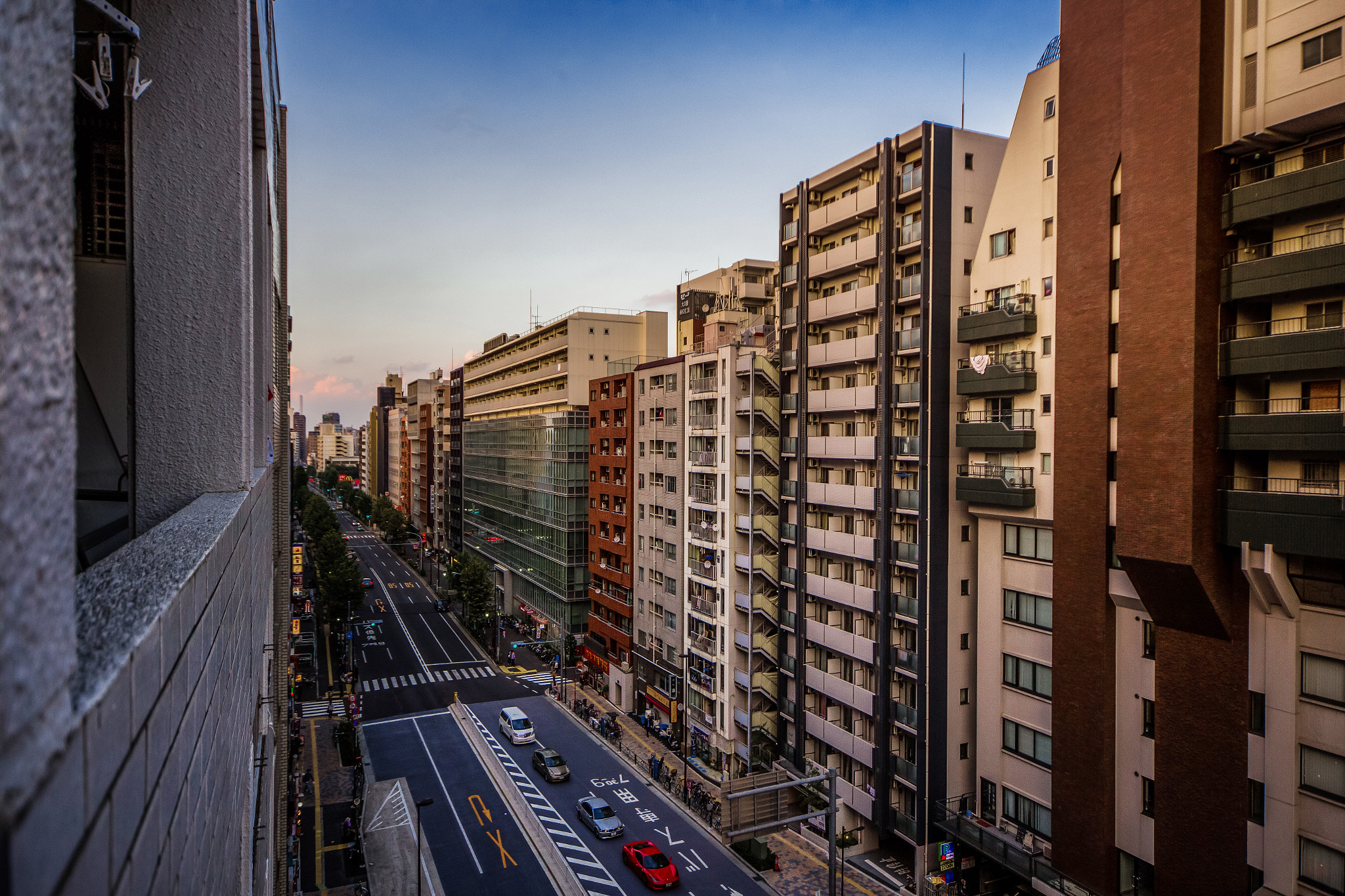 Canon EOS 6D + Sigma 10-20mm F4-5.6 EX DC HSM sample photo. Hamamatsucho photography