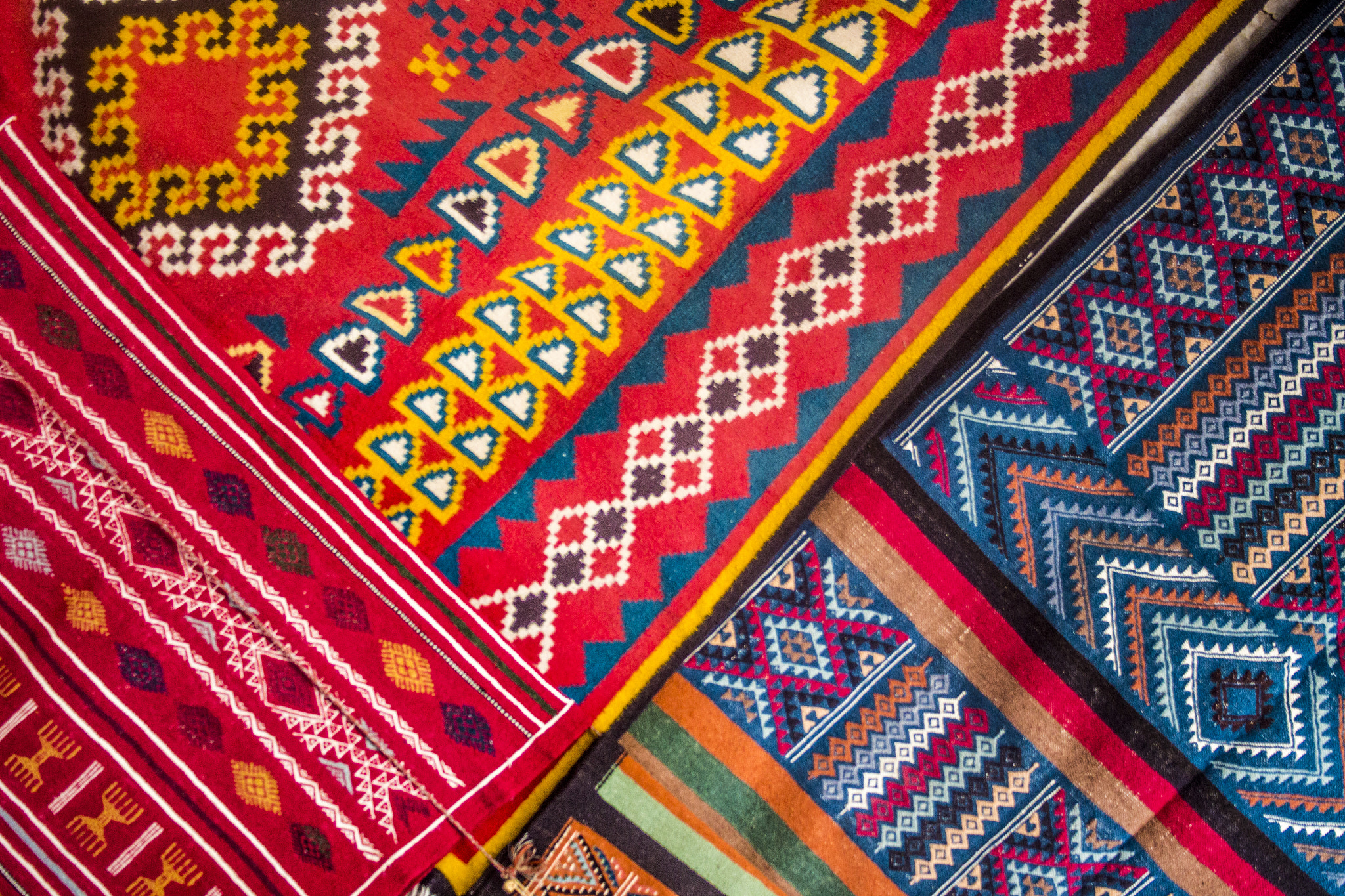 Canon EF-S 18-55mm F3.5-5.6 sample photo. Zarbiya (rug) photography