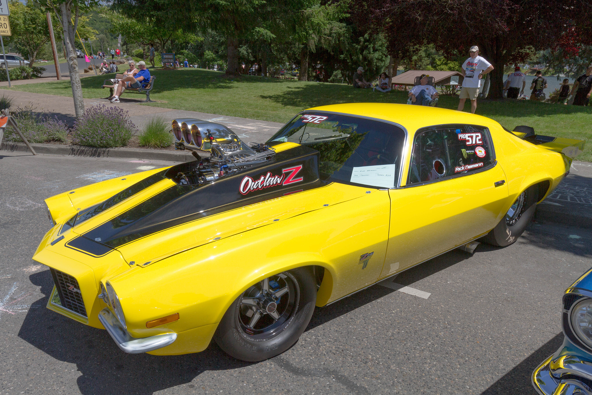 Canon EOS 7D + Canon EF 16-35mm F4L IS USM sample photo. Planter days car show photography