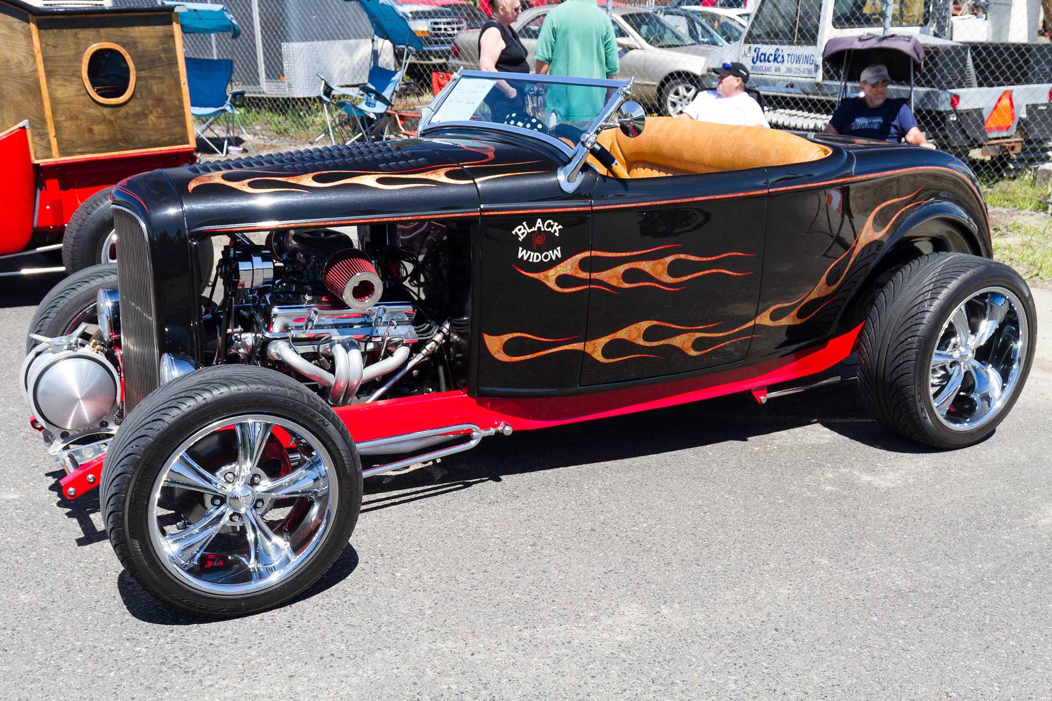 Canon EOS 7D + Canon EF 16-35mm F4L IS USM sample photo. Planter days car show photography