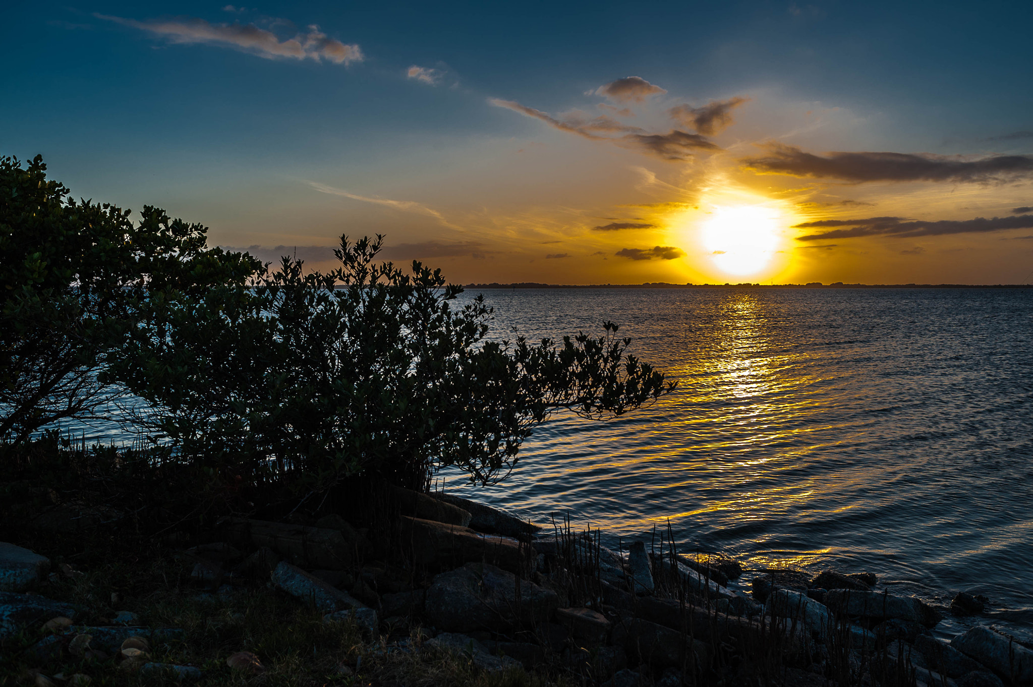 Nikon D700 + AF Nikkor 28mm f/2.8 sample photo. Sunset photography