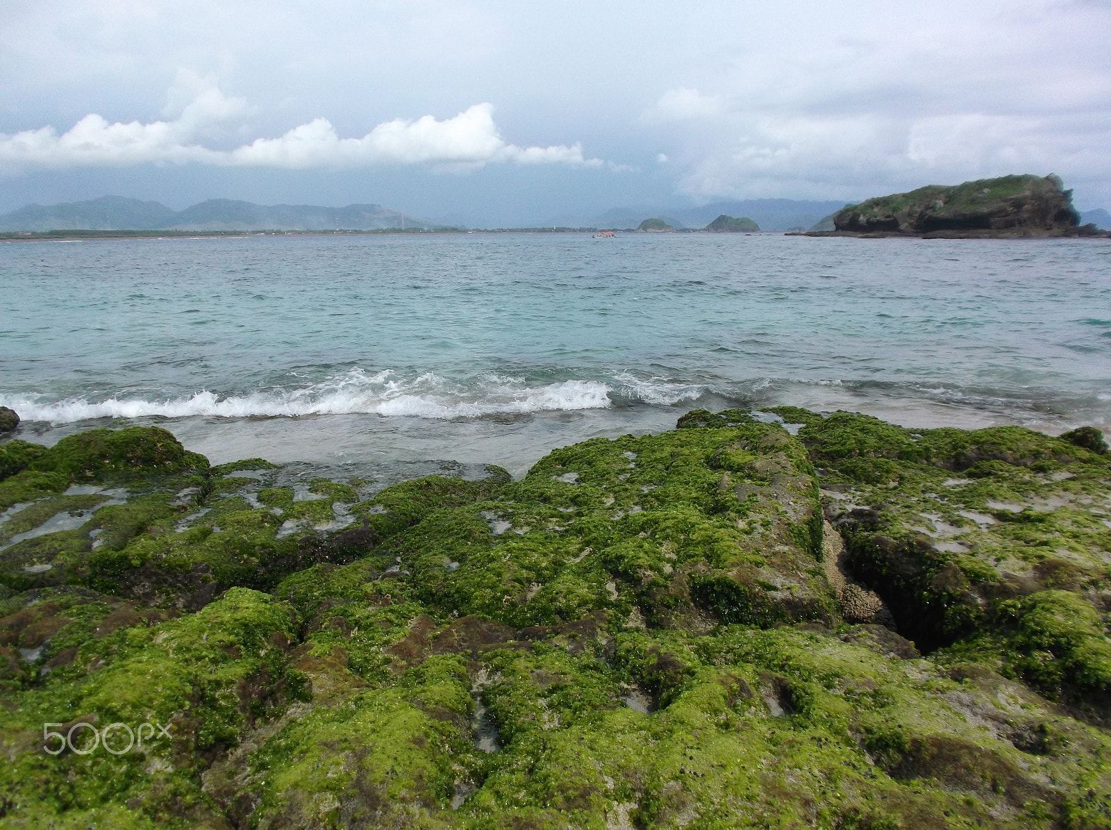 Fujifilm FinePix JX650 sample photo. Papuma beach photography