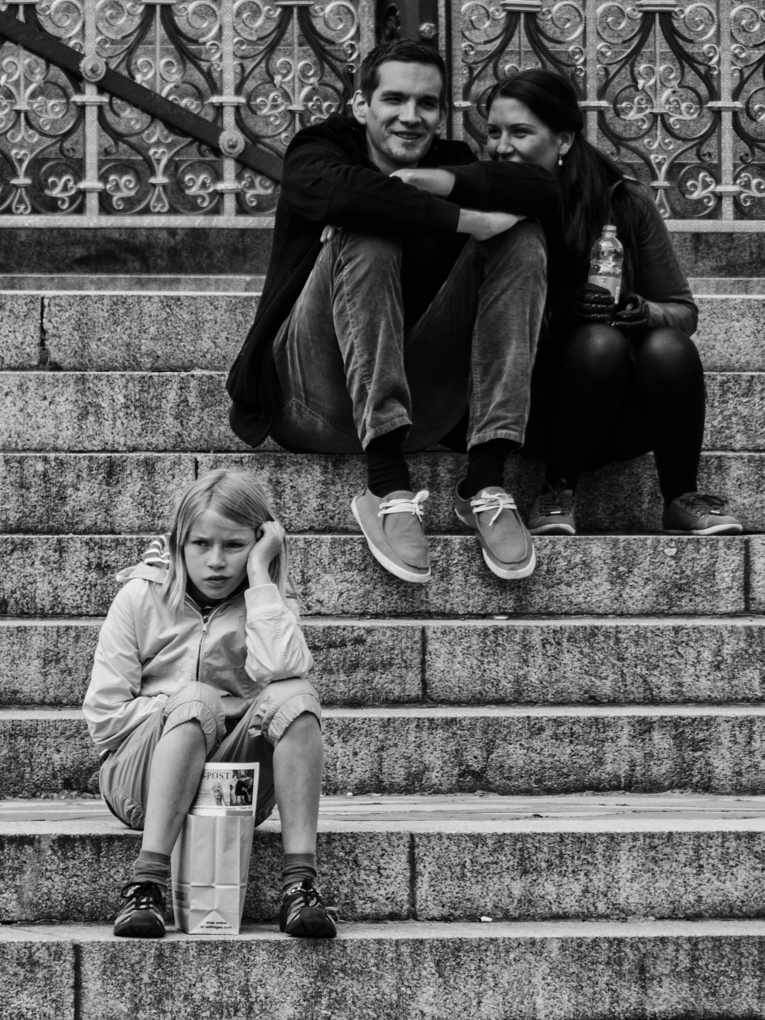Leica V-Lux 4 sample photo. Bored photography