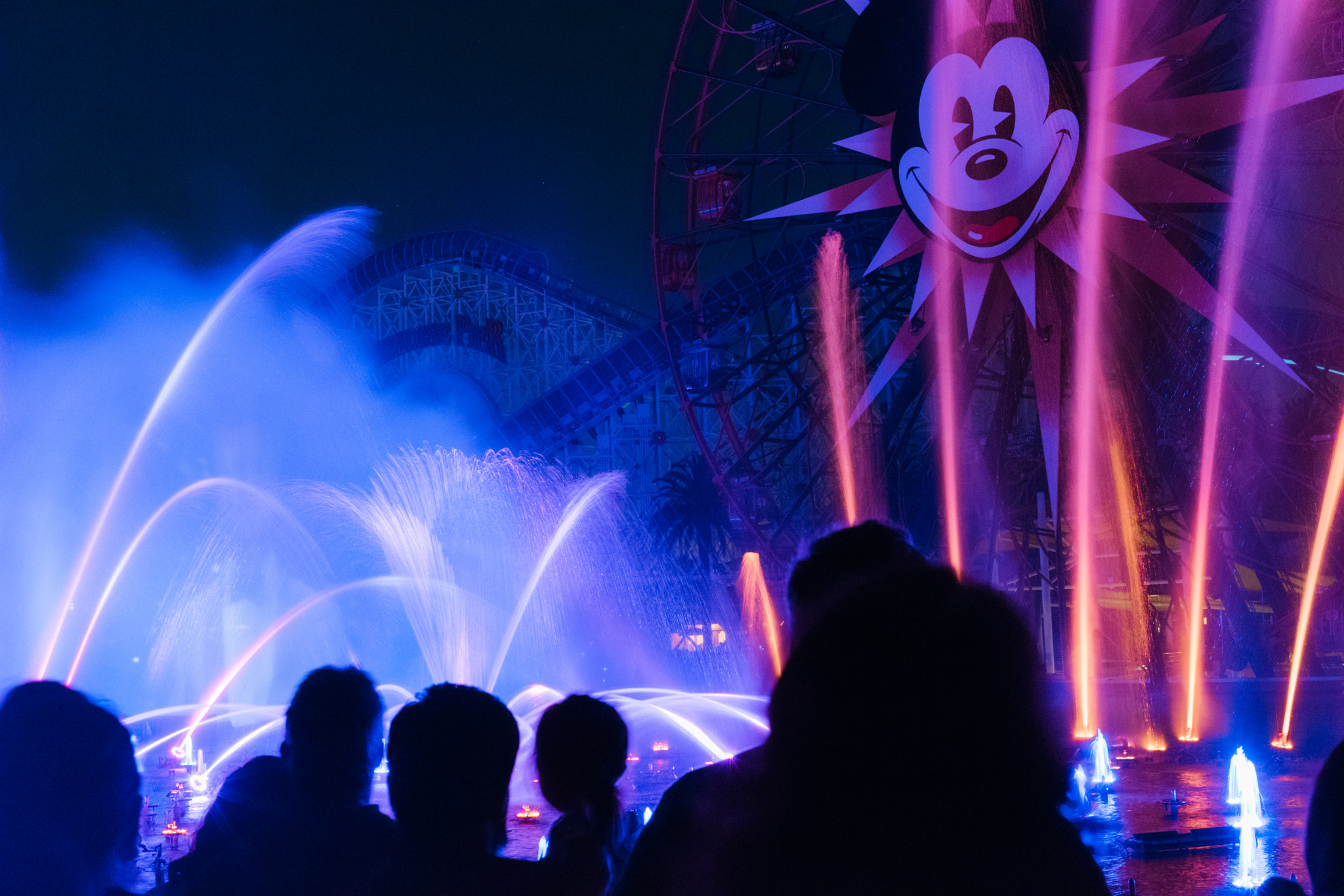 E 50mm F2 sample photo. Watching the world of color photography