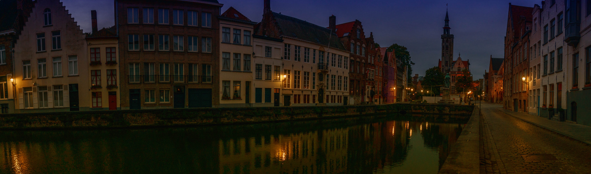 Sony DT 16-105mm F3.5-5.6 sample photo. Brugge lighs photography