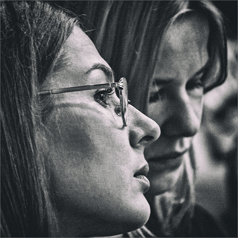 Canon EF-S 55-250mm F4-5.6 IS sample photo. Понедельник. Две его стороны.. photography