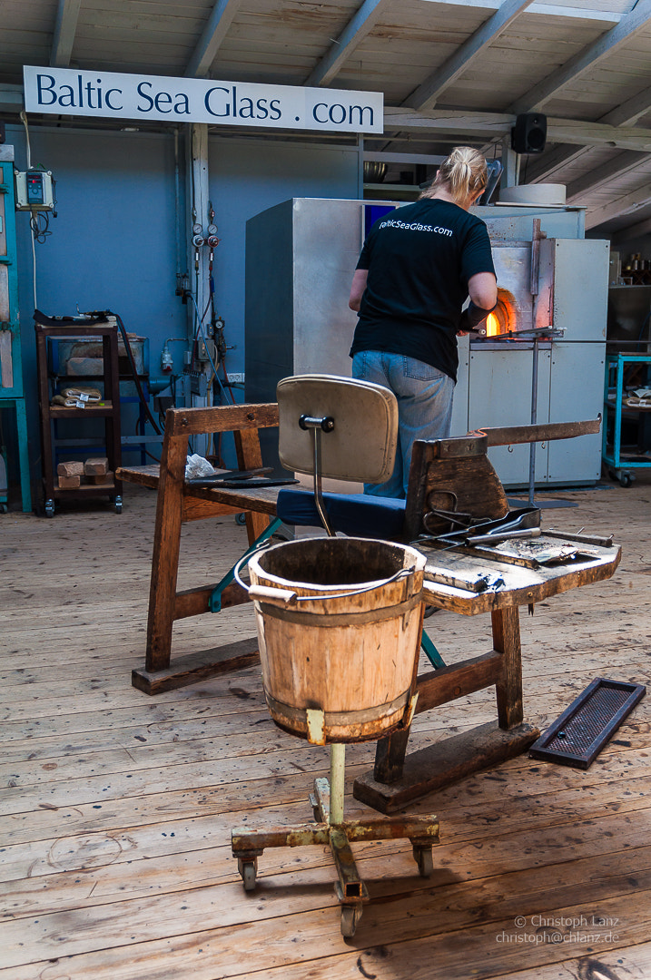 Sigma 17-70mm F2.8-4 DC Macro OS HSM | C sample photo. Ye olde workplace photography