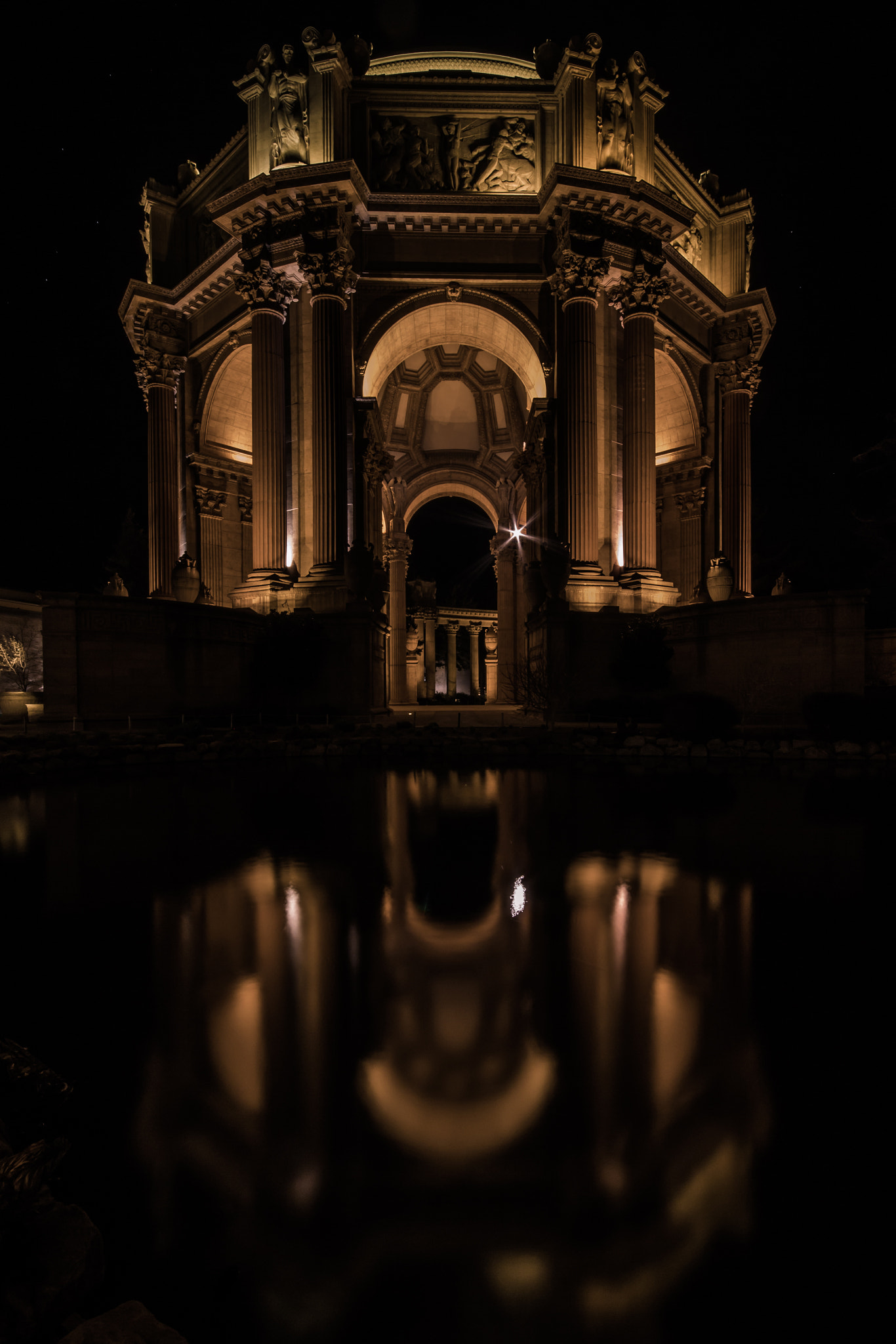 Sigma 10-20mm F4-5.6 EX DC HSM sample photo. Into the gloom photography
