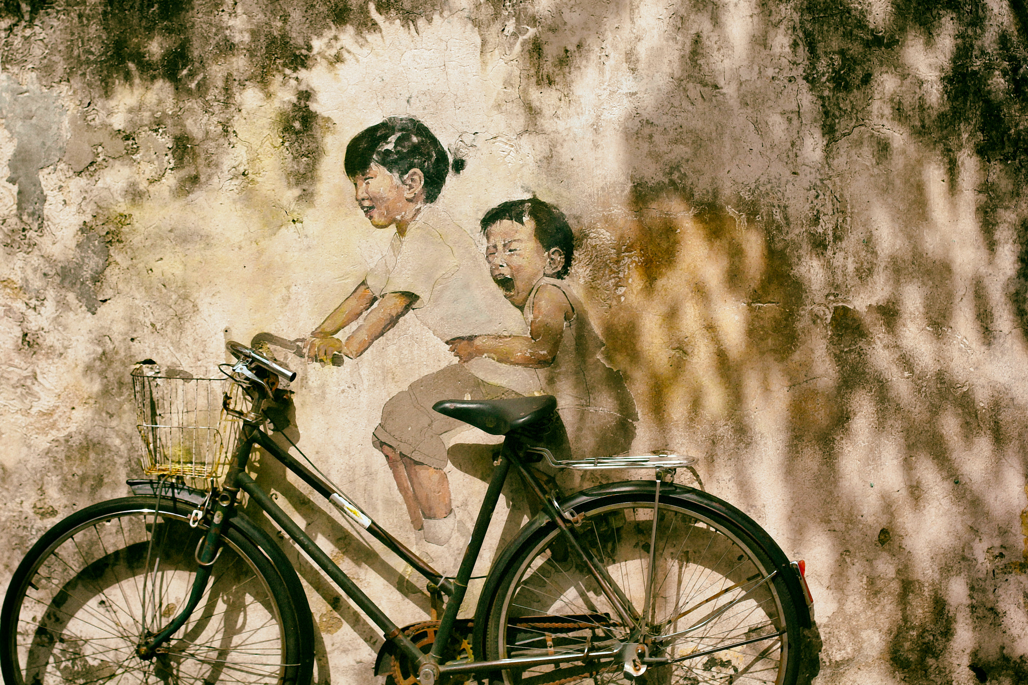 Canon EOS 60D + Canon EF 50mm F1.4 USM sample photo. Mural photography