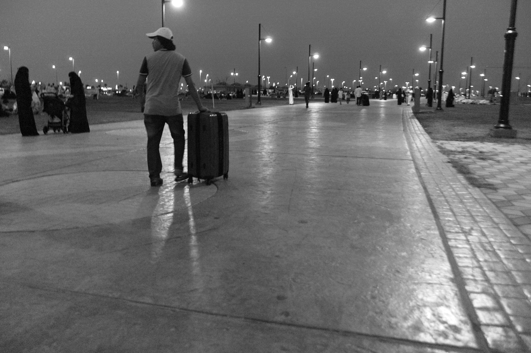 Nikon D70 sample photo. طريق photography