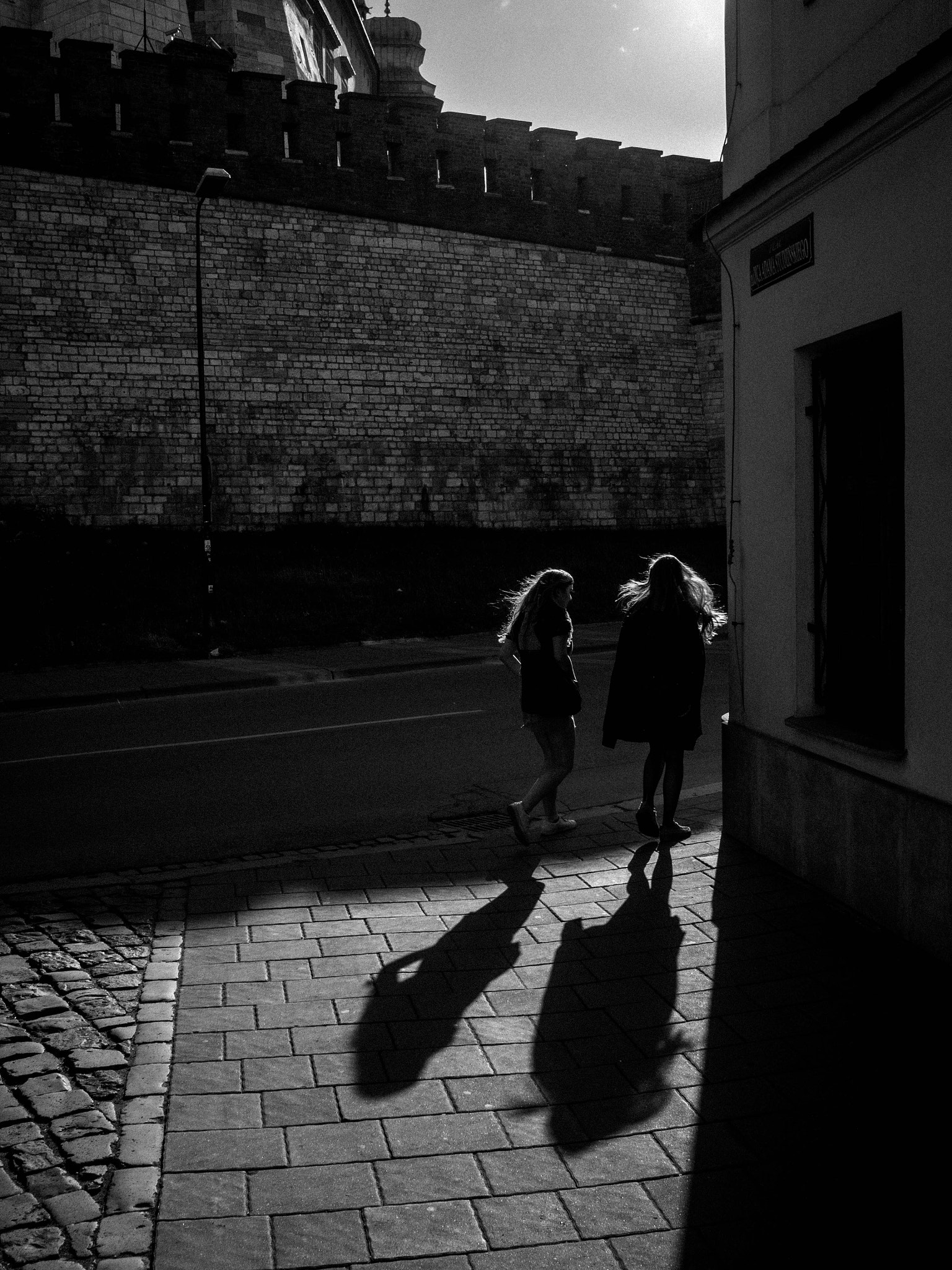 Olympus OM-D E-M10 + Sigma 19mm F2.8 DN Art sample photo. Hard light photography