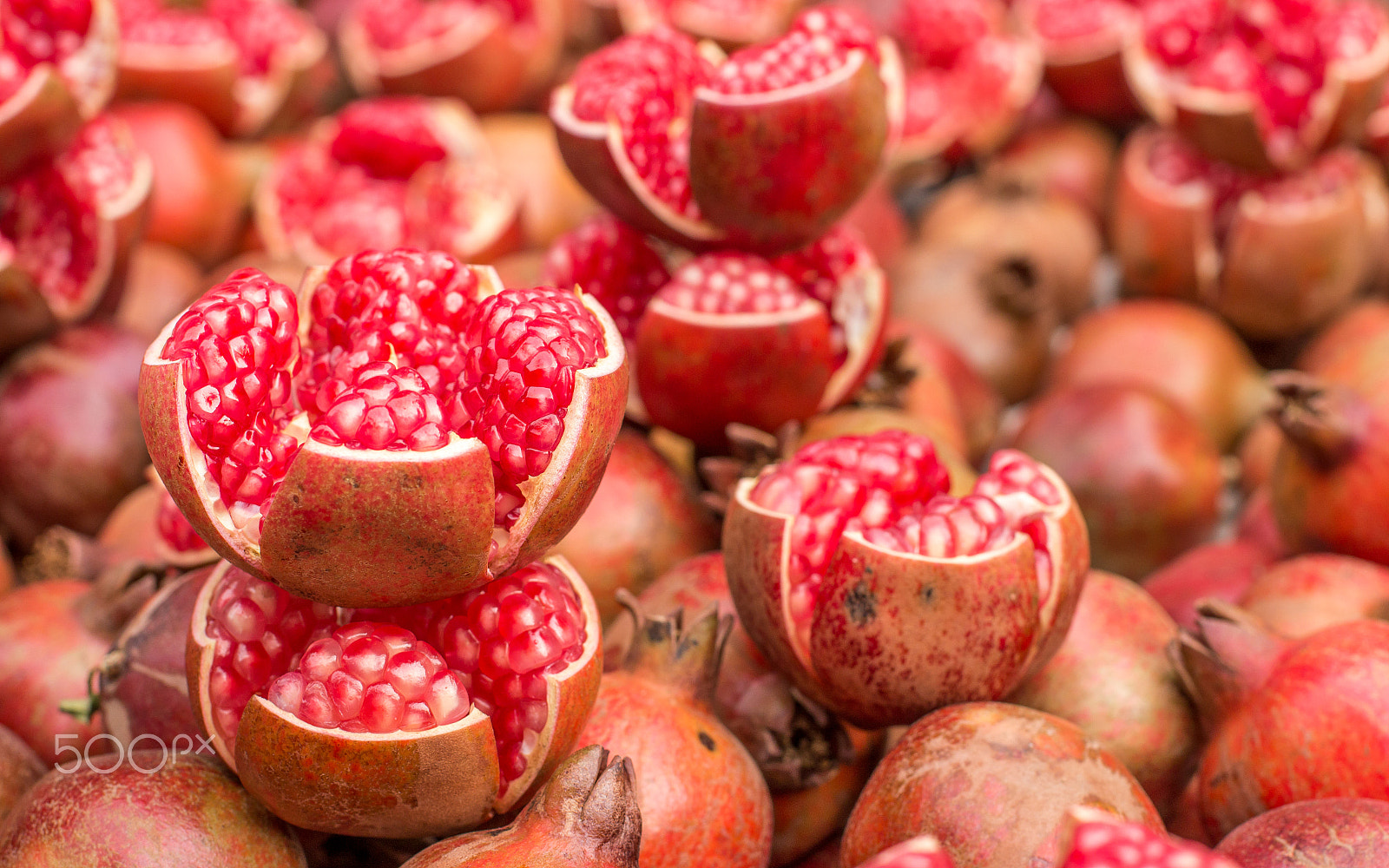 Canon EOS 70D + Canon EF 50mm F1.4 USM sample photo. Pomegranate perspective photography