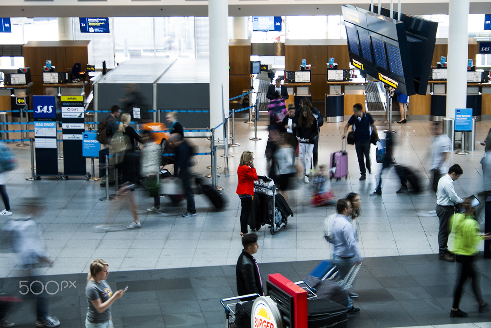 Canon EF-S 18-55mm F3.5-5.6 sample photo. Airport of copenaghen photography