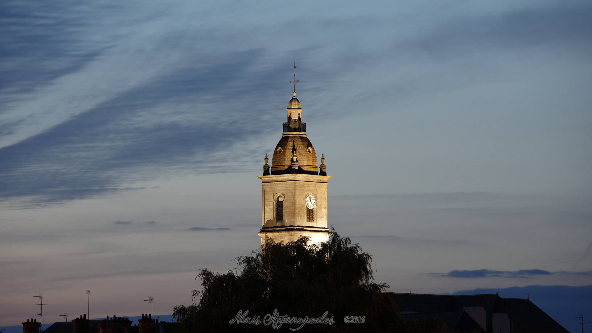 Canon EOS 5DS + Canon EF 70-200mm F4L IS USM sample photo. The tower photography