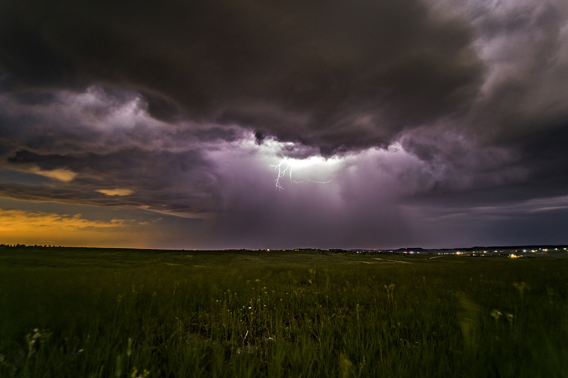 Sigma 10-20mm F3.5 EX DC HSM sample photo. Late night storm photography