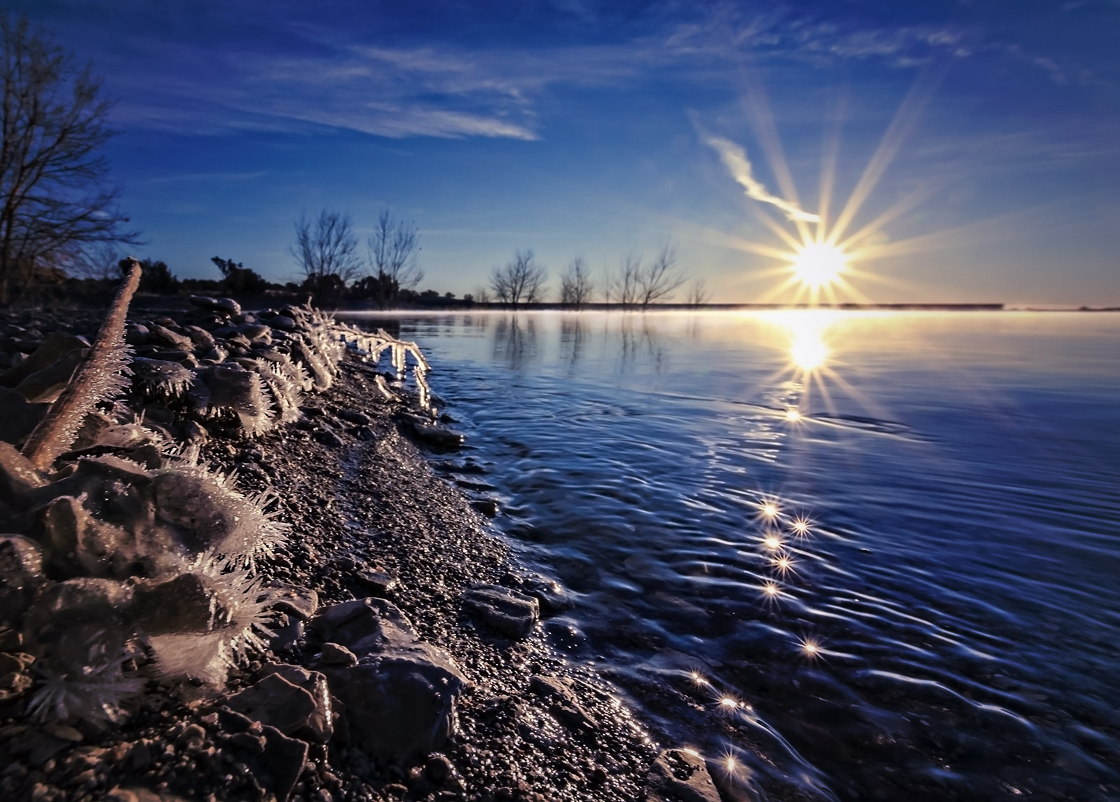 Sigma 10-20mm F3.5 EX DC HSM sample photo. Frosty morning photography
