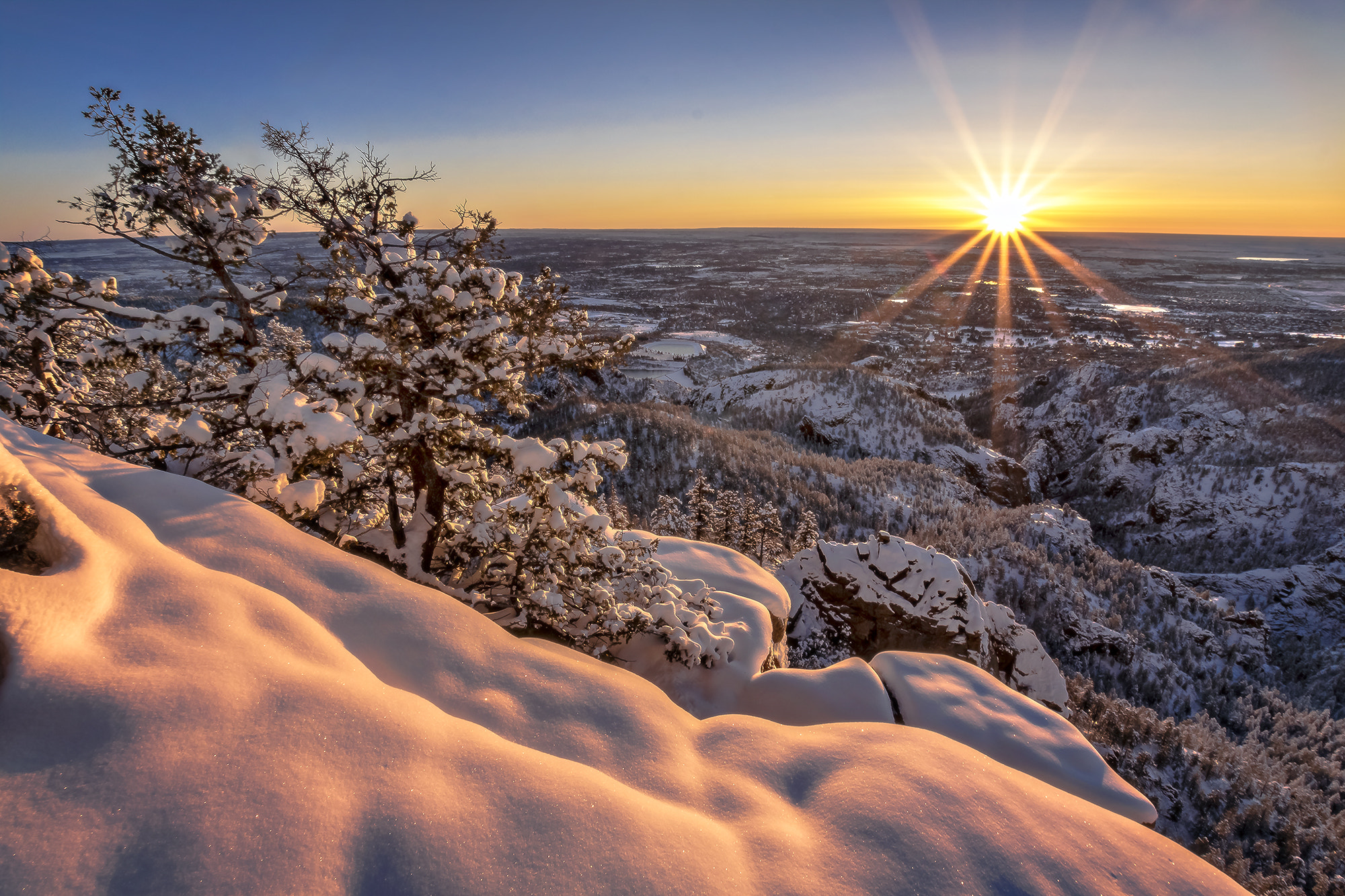 Sigma 10-20mm F3.5 EX DC HSM sample photo. Easter sunrise photography