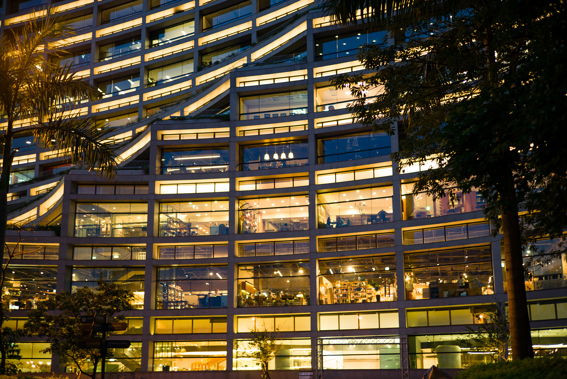 Leica Summarit-M 50mm F2.5 sample photo. Taiwan taipei songshan cultural and creative park photography