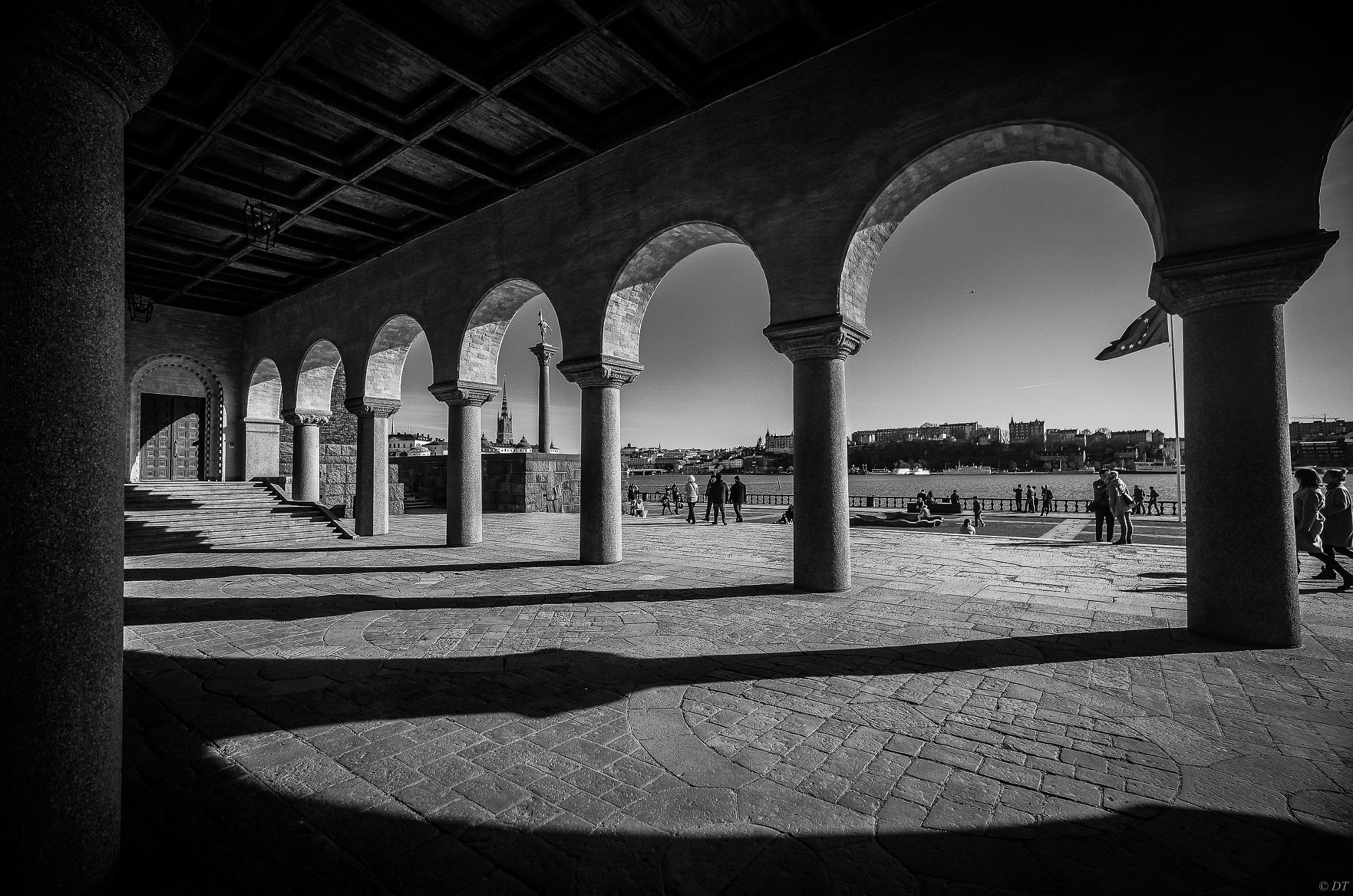Sony Alpha NEX-7 + Sony E 10-18mm F4 OSS sample photo. Mmmmm photography