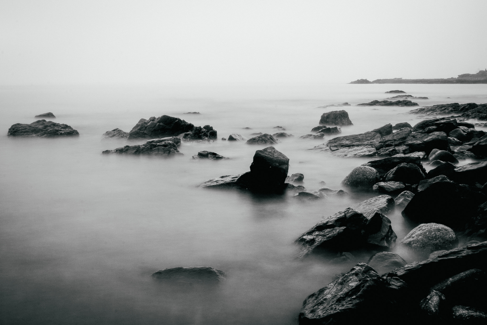Canon EF-S 18-55mm F3.5-5.6 sample photo. Smokey mousehole photography