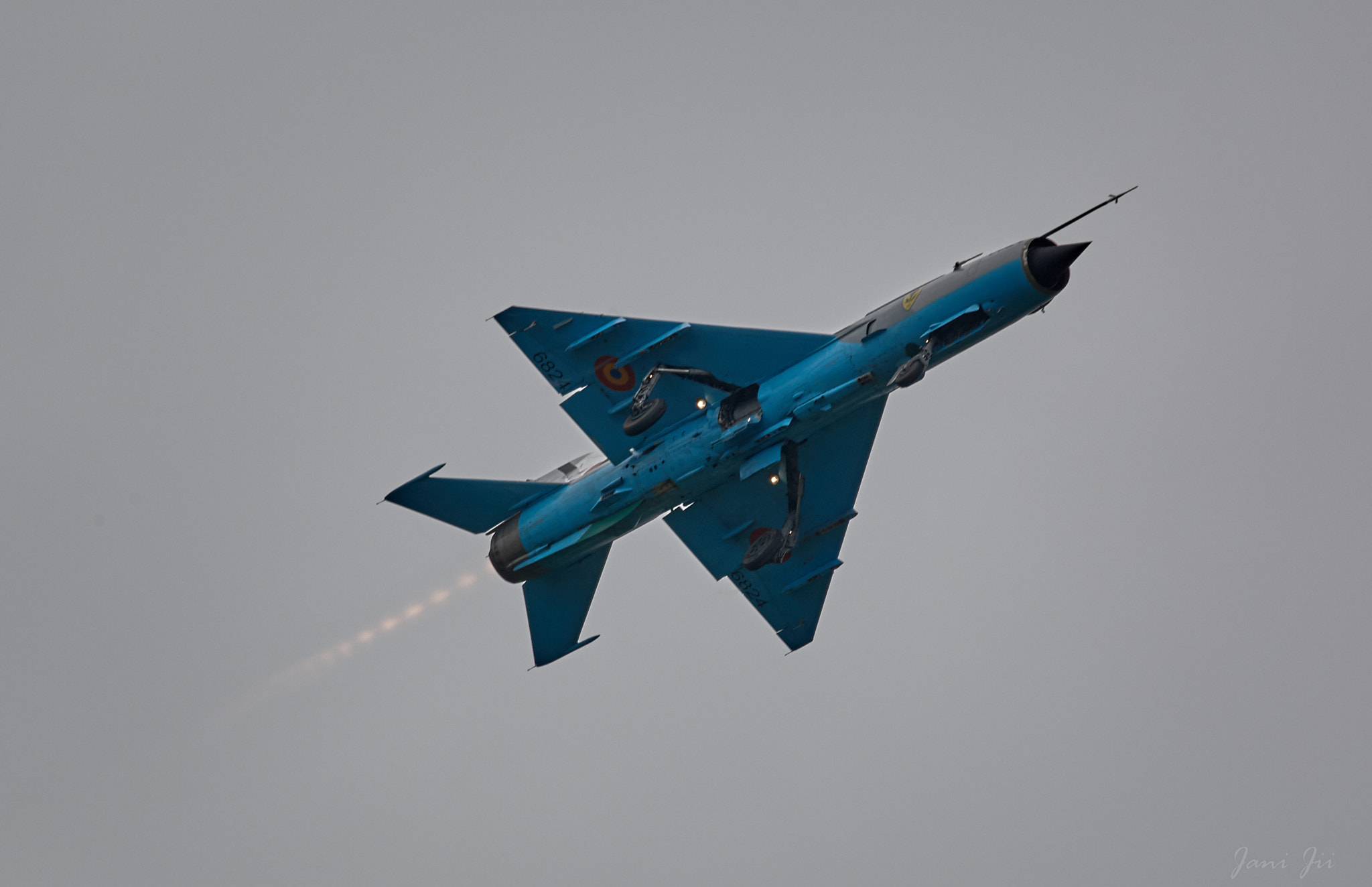 Canon EOS-1D Mark III + 150-600mm F5-6.3 DG OS HSM | Contemporary 015 sample photo. Mig 21f inverted with burner on photography