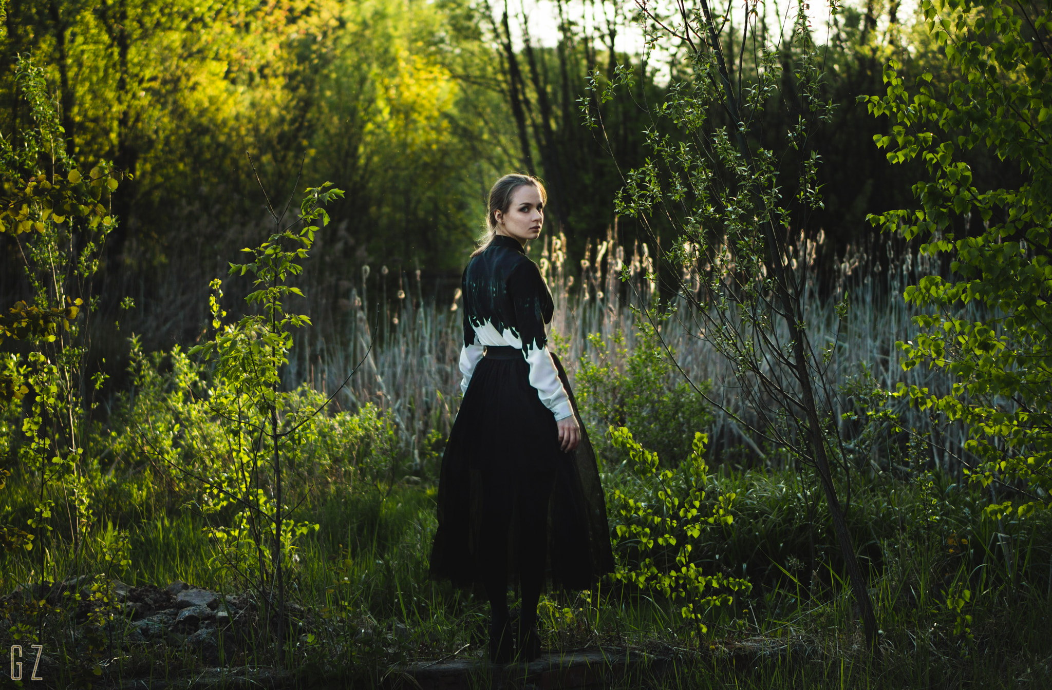 Sony Alpha a5000 (ILCE 5000) + E 50mm F1.8 OSS sample photo. Ghost at ruins photography