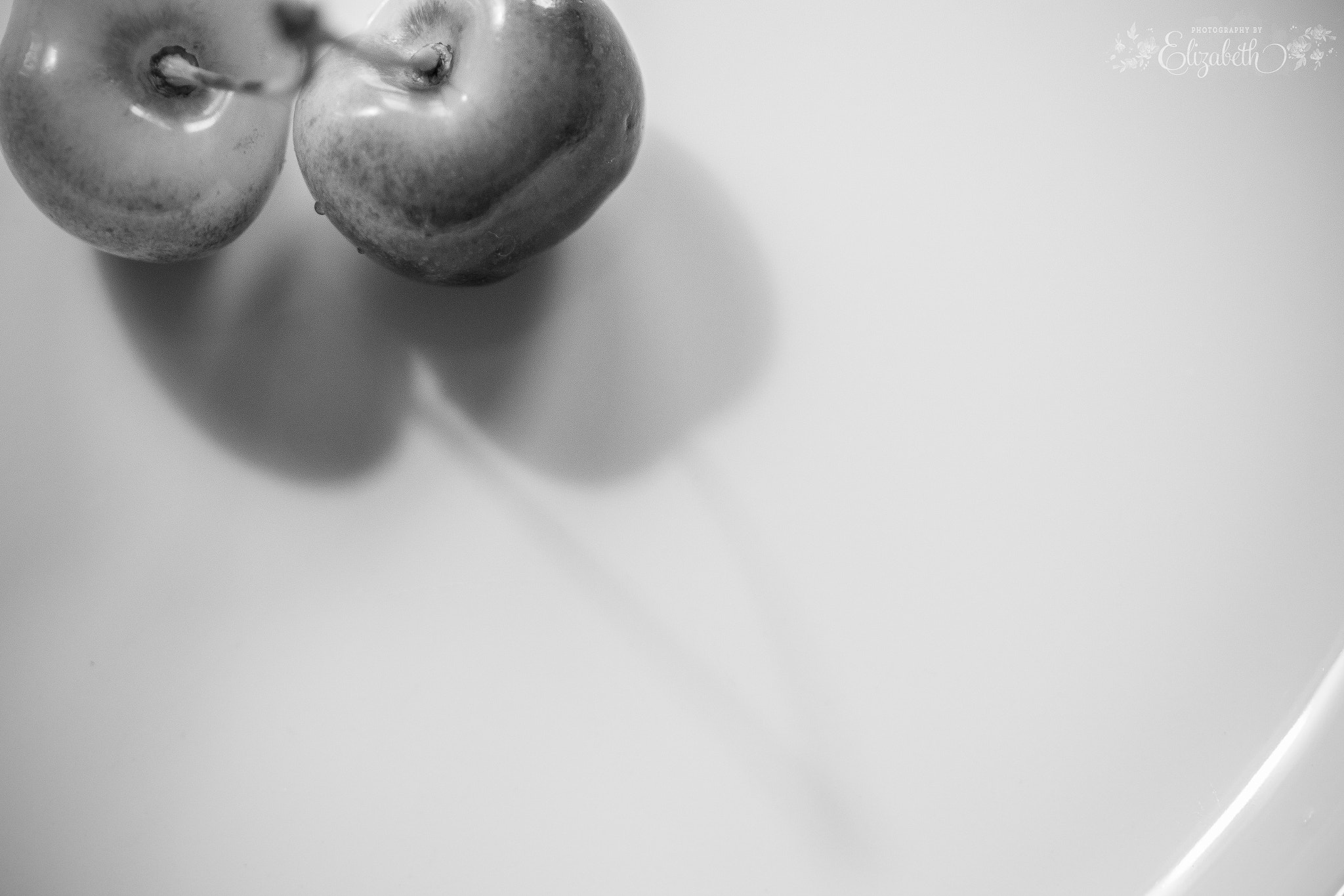 Canon EF-S 60mm F2.8 Macro USM sample photo. Cherries and shadows photography