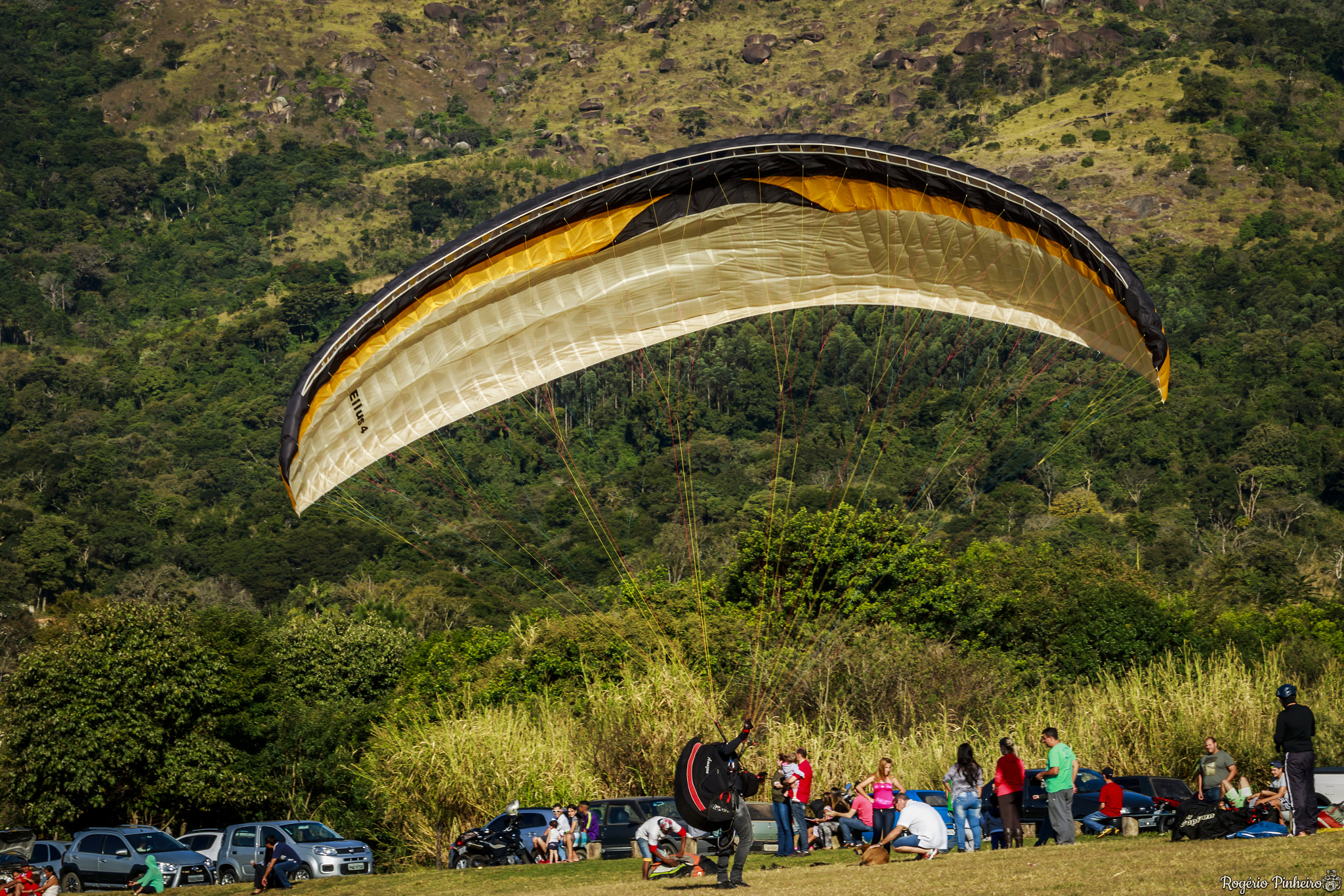 Canon EF 75-300mm f/4-5.6 USM sample photo. Pouso voo livre photography