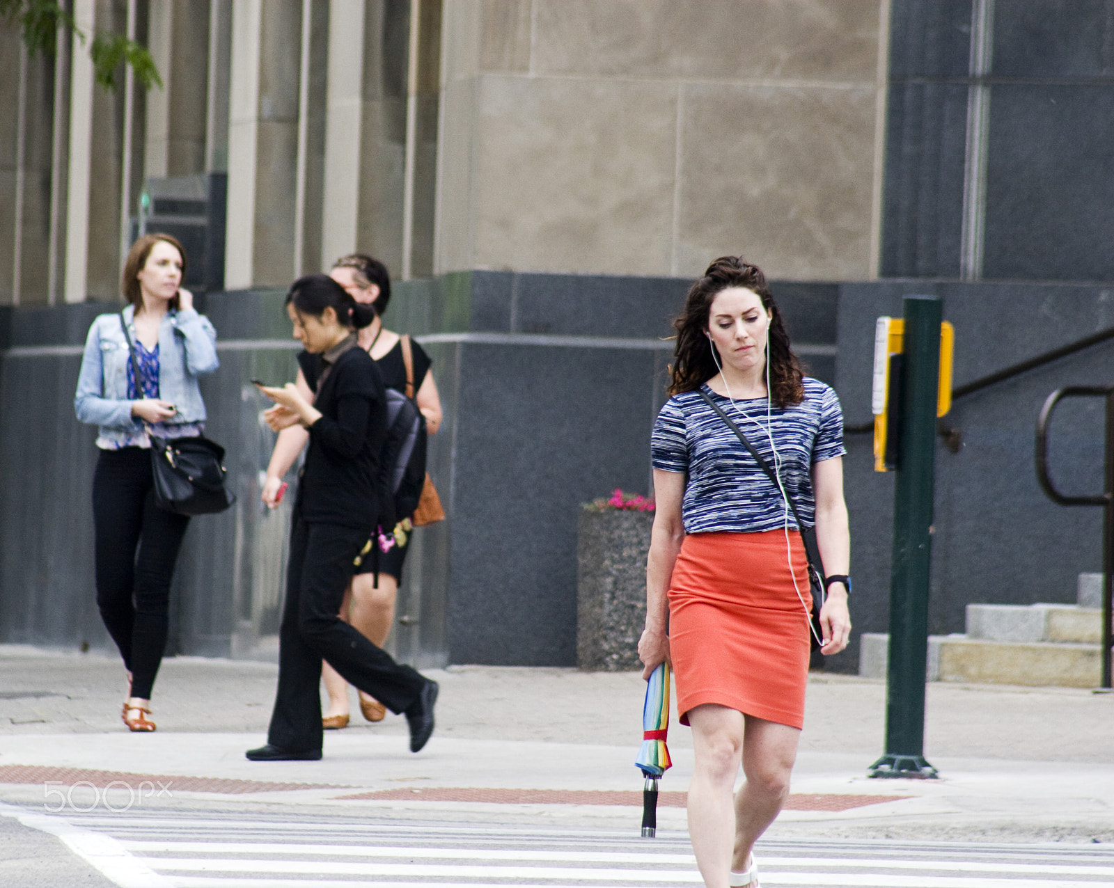 Canon EF 75-300mm f/4-5.6 USM sample photo. Walk photography