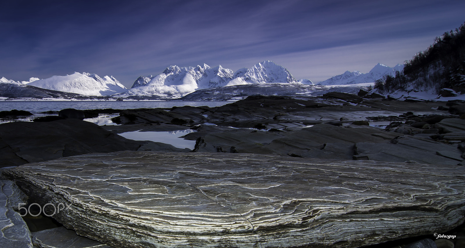 Pentax K-5 IIs + Pentax smc DA 12-24mm F4.0 ED AL (IF) sample photo. Oldervik photography