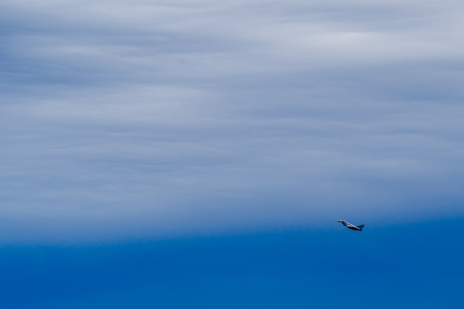 Olympus OM-D E-M5 sample photo. "blue" photography