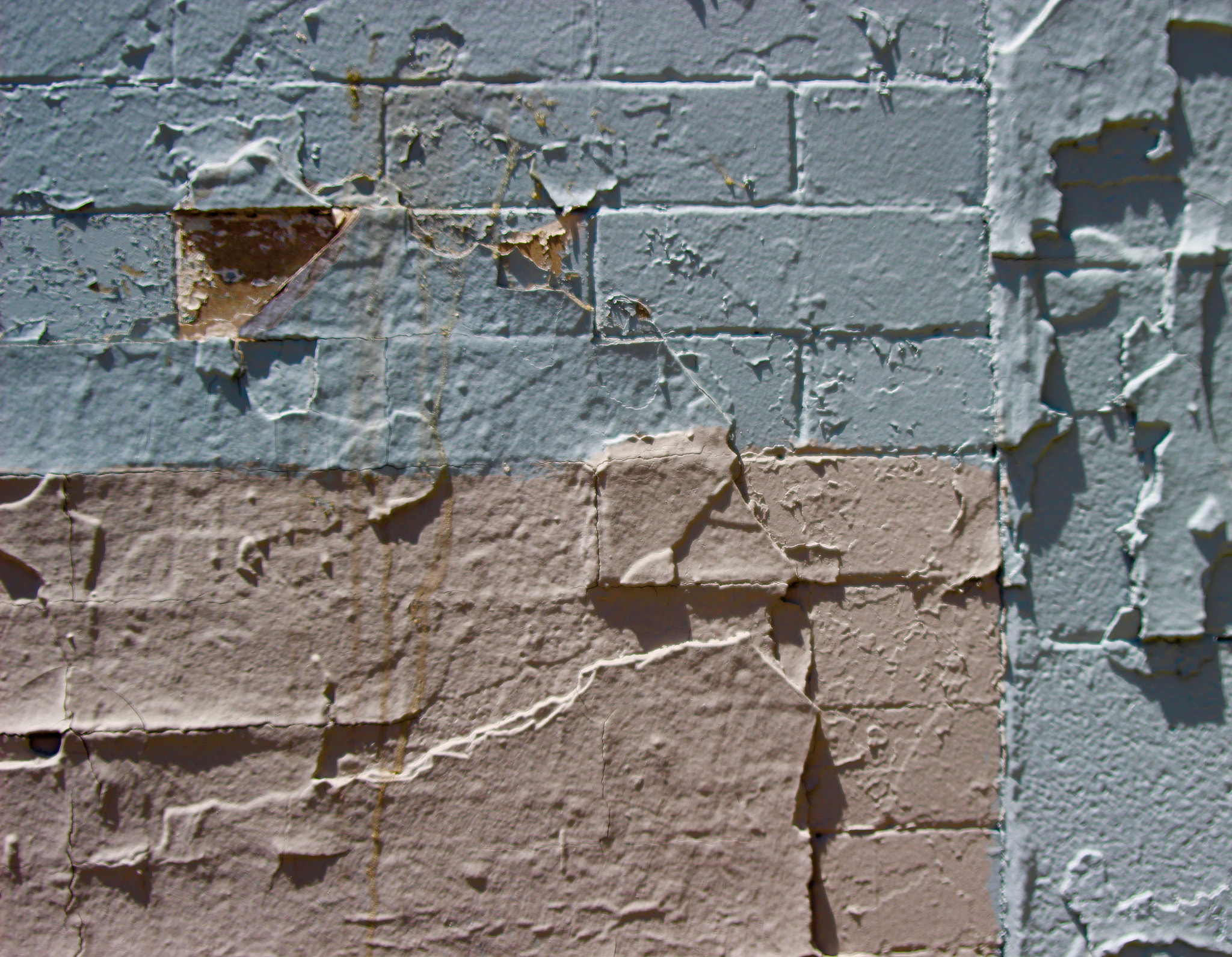 Canon EOS 600D (Rebel EOS T3i / EOS Kiss X5) + Sigma 28-80mm f/3.5-5.6 II Macro sample photo. Abandoned pastel wall photography