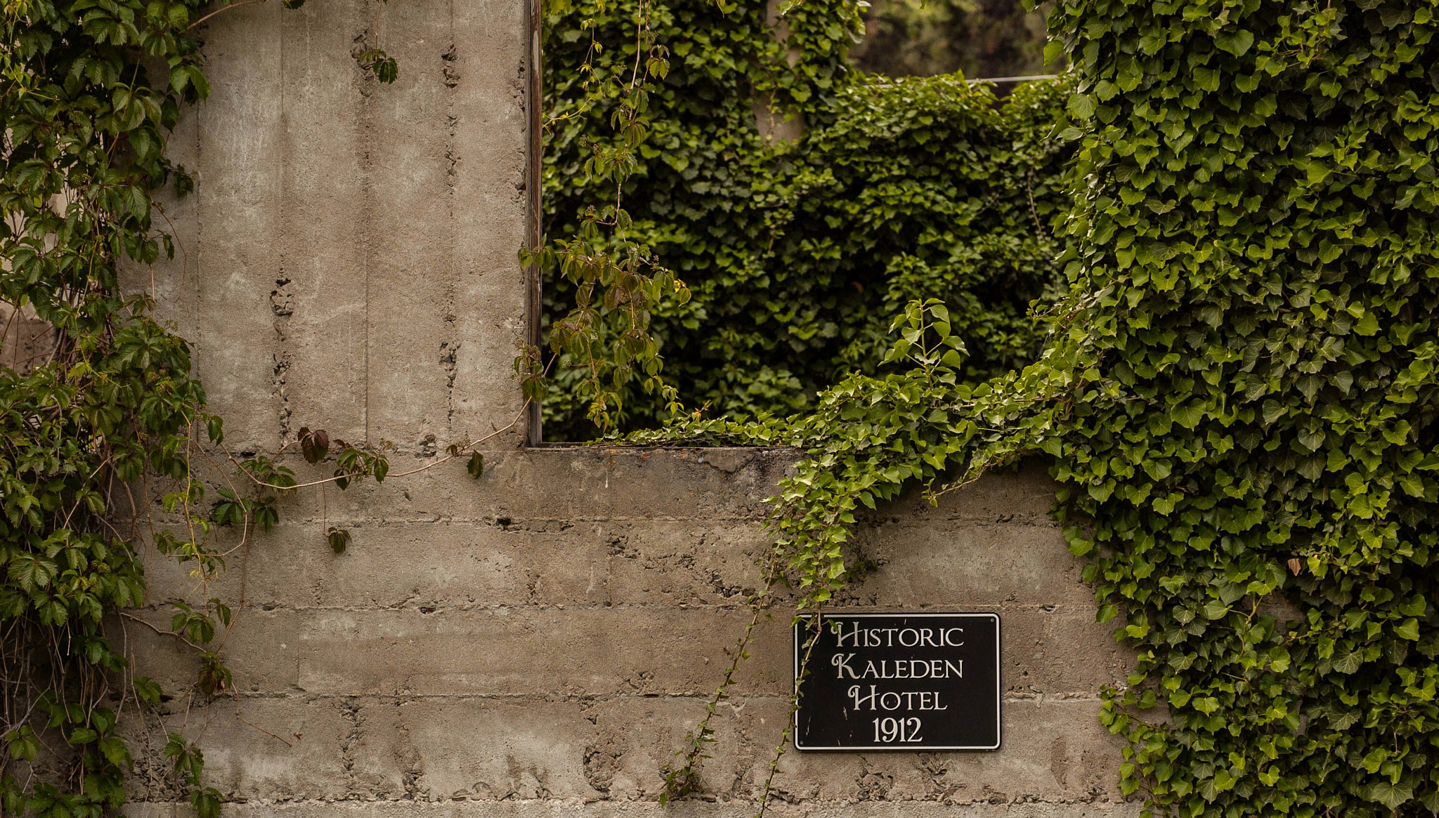 Nikon D70s sample photo. 1912 hotel photography