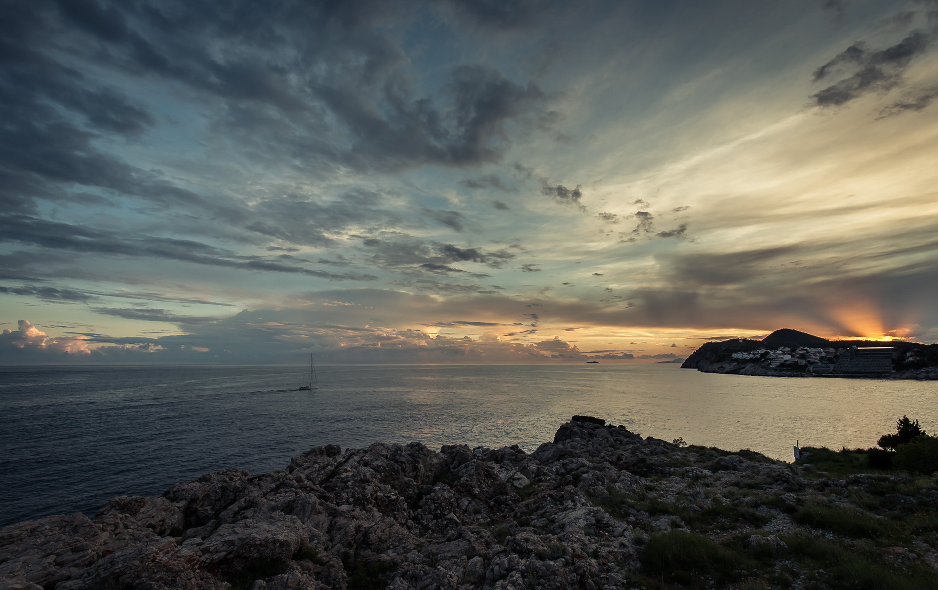Canon EOS 5D + Canon EF 16-35mm F4L IS USM sample photo. Was enjoying nice sunset with my girlfriend in dubrovnik croatia. photography