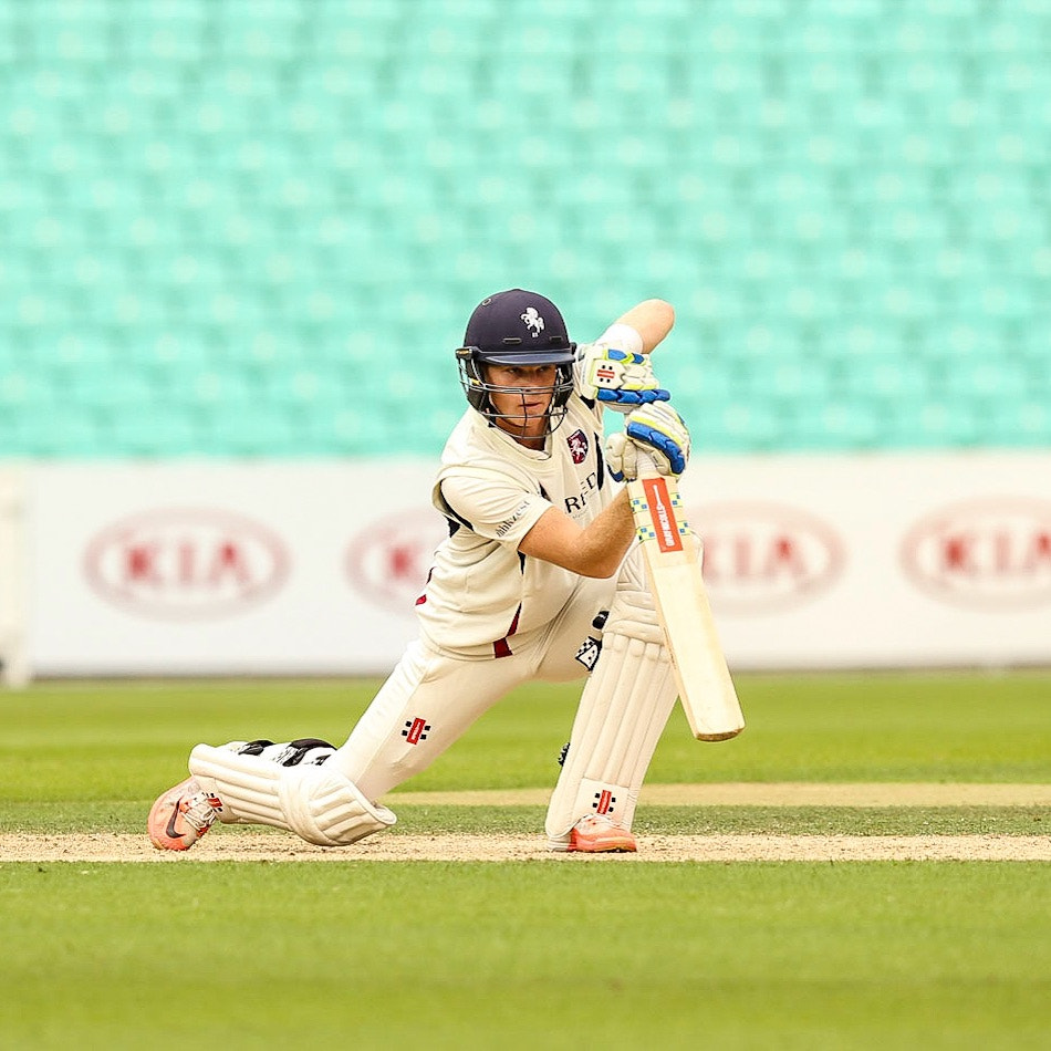 Canon EF 400mm F2.8L IS II USM sample photo. Sam billings playing for kent against surrey in spec savers county cricket championships 2015 photography