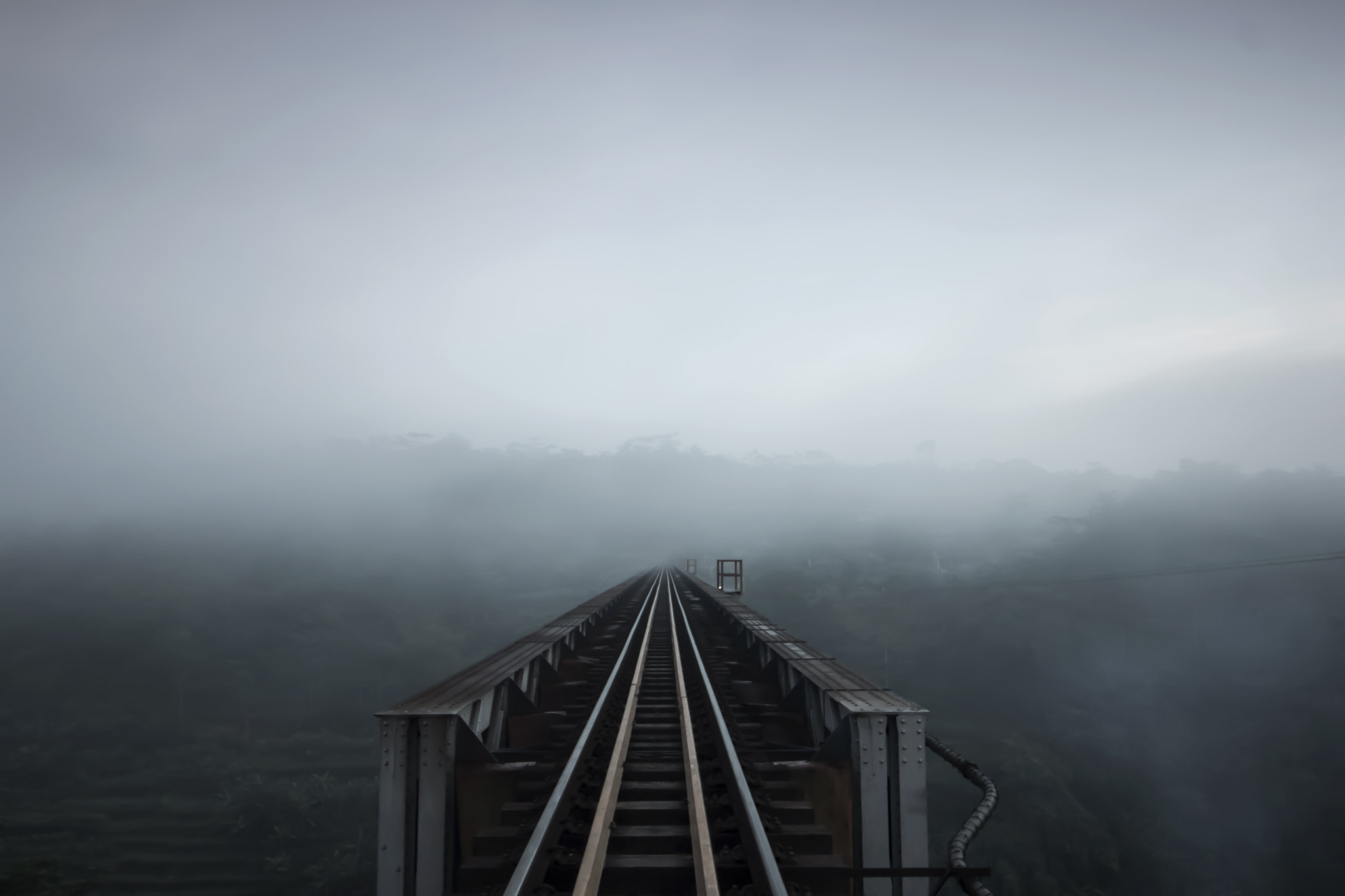 Canon EF-S 10-18mm F4.5–5.6 IS STM sample photo. Cirahong bridge photography